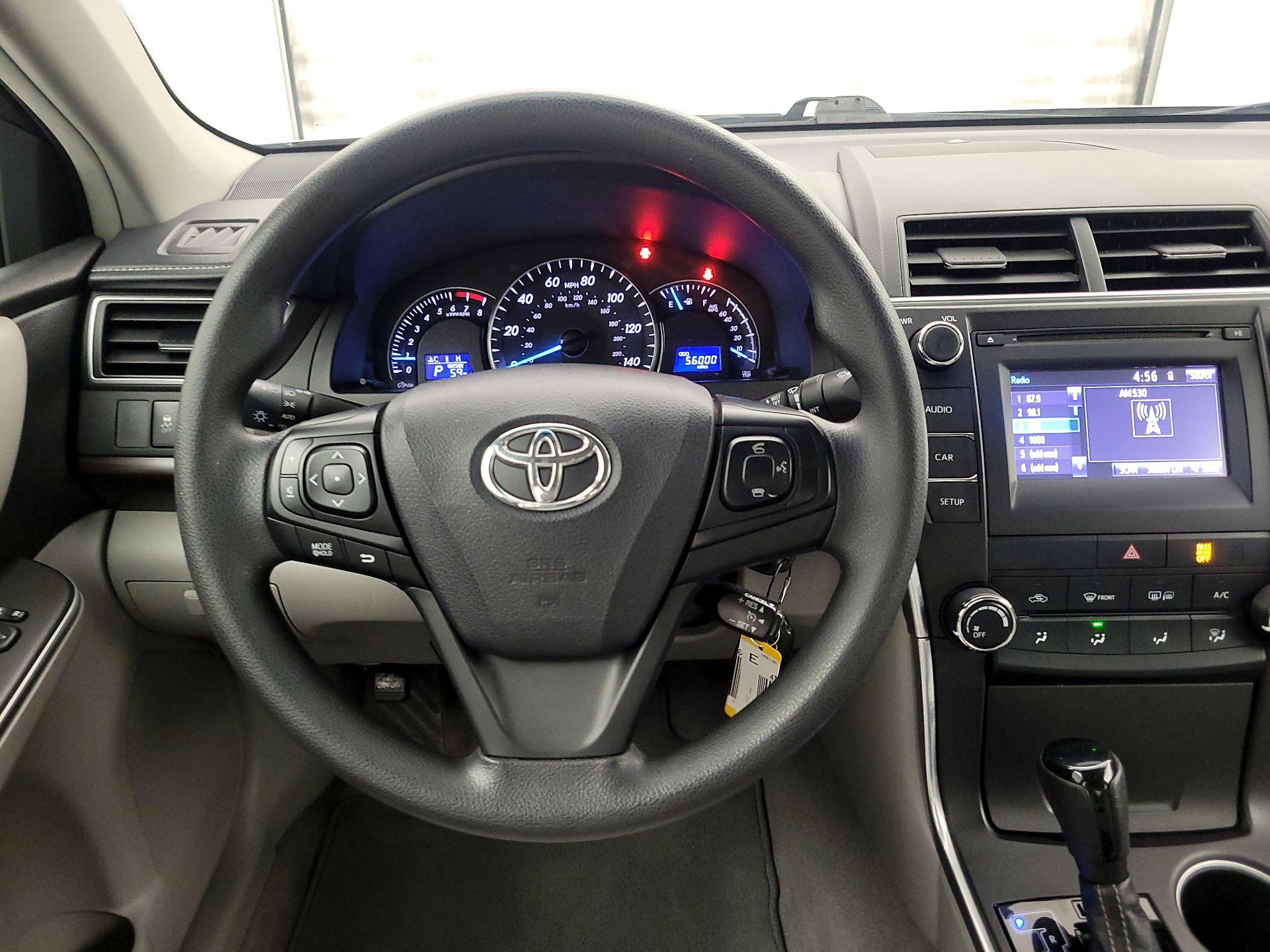 Thumbnail: 2015 Toyota Camry - 10