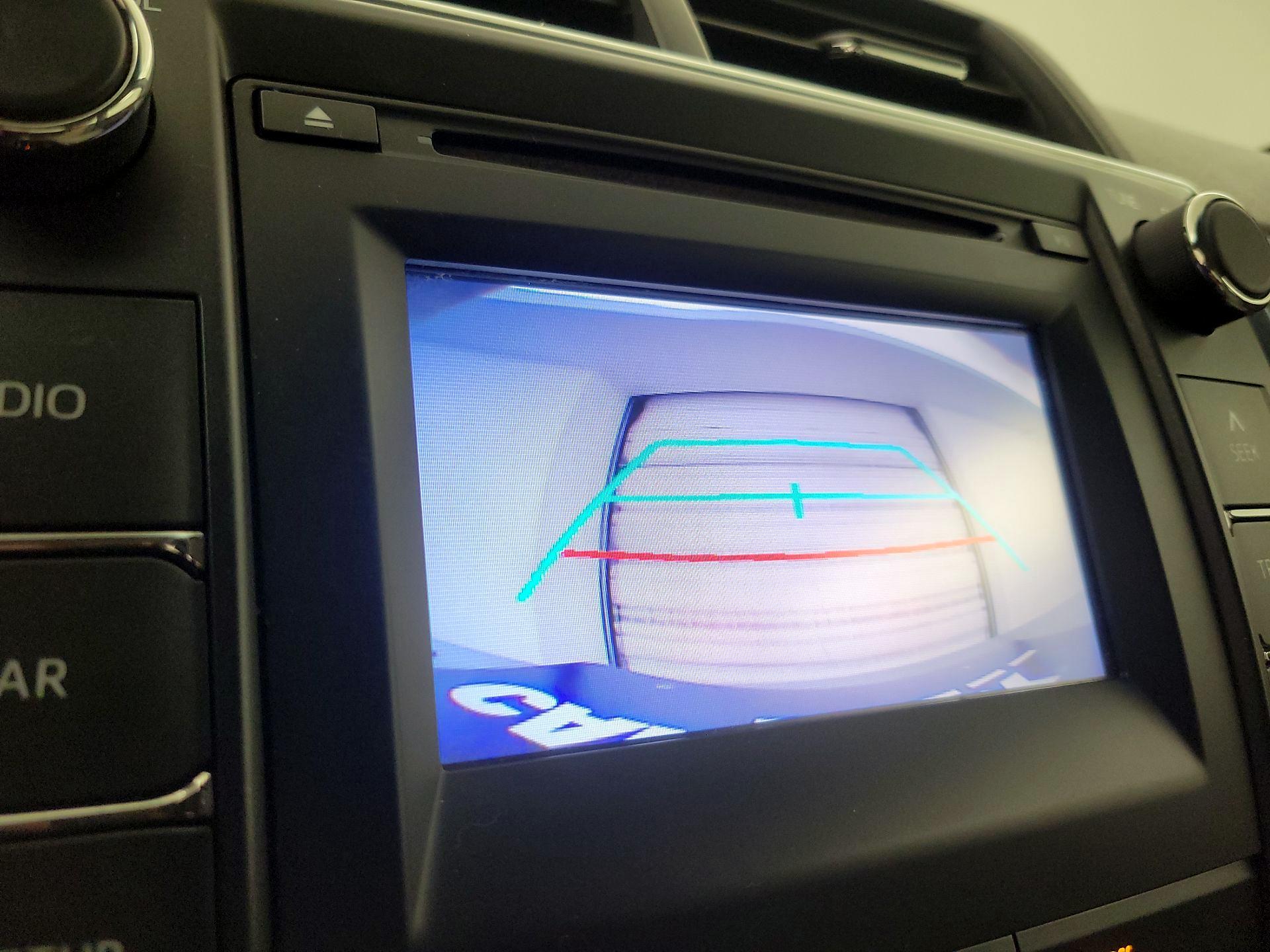 Thumbnail: 2015 Toyota Camry - 14