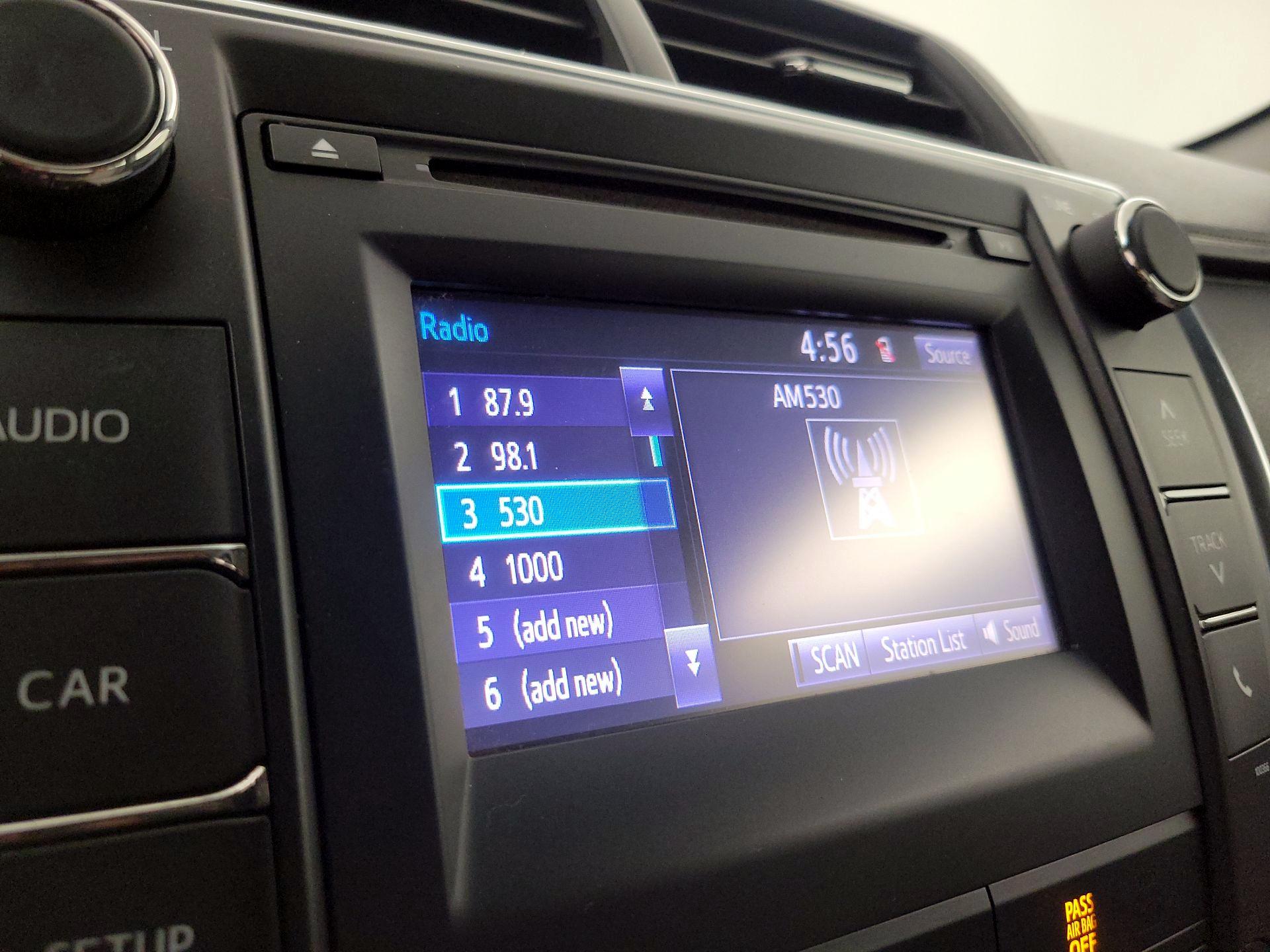 Thumbnail: 2015 Toyota Camry - 15