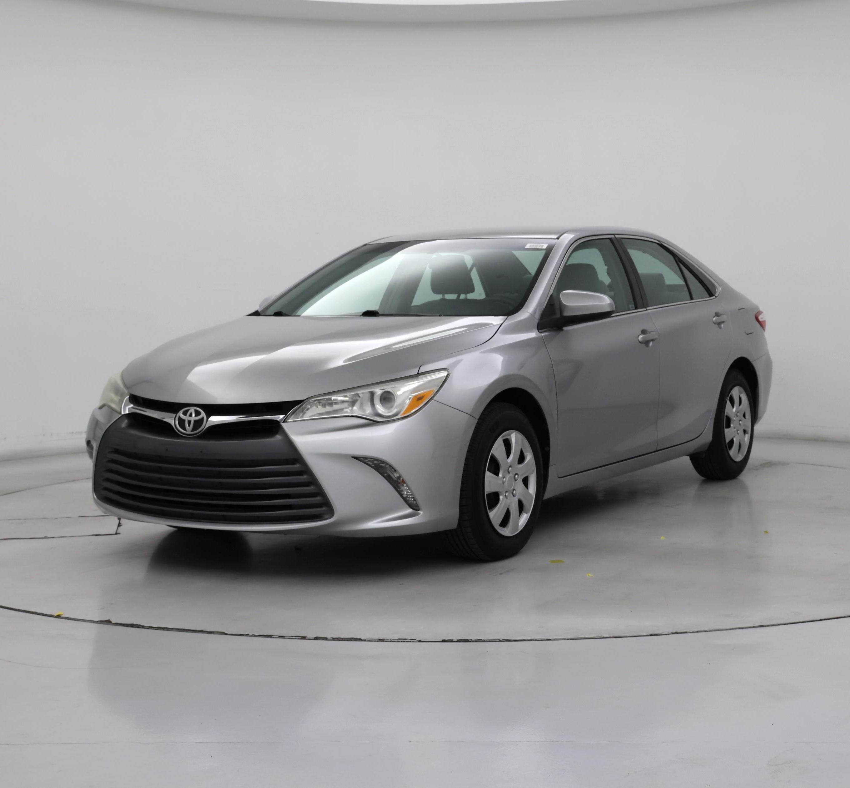 Thumbnail: 2015 Toyota Camry - 4