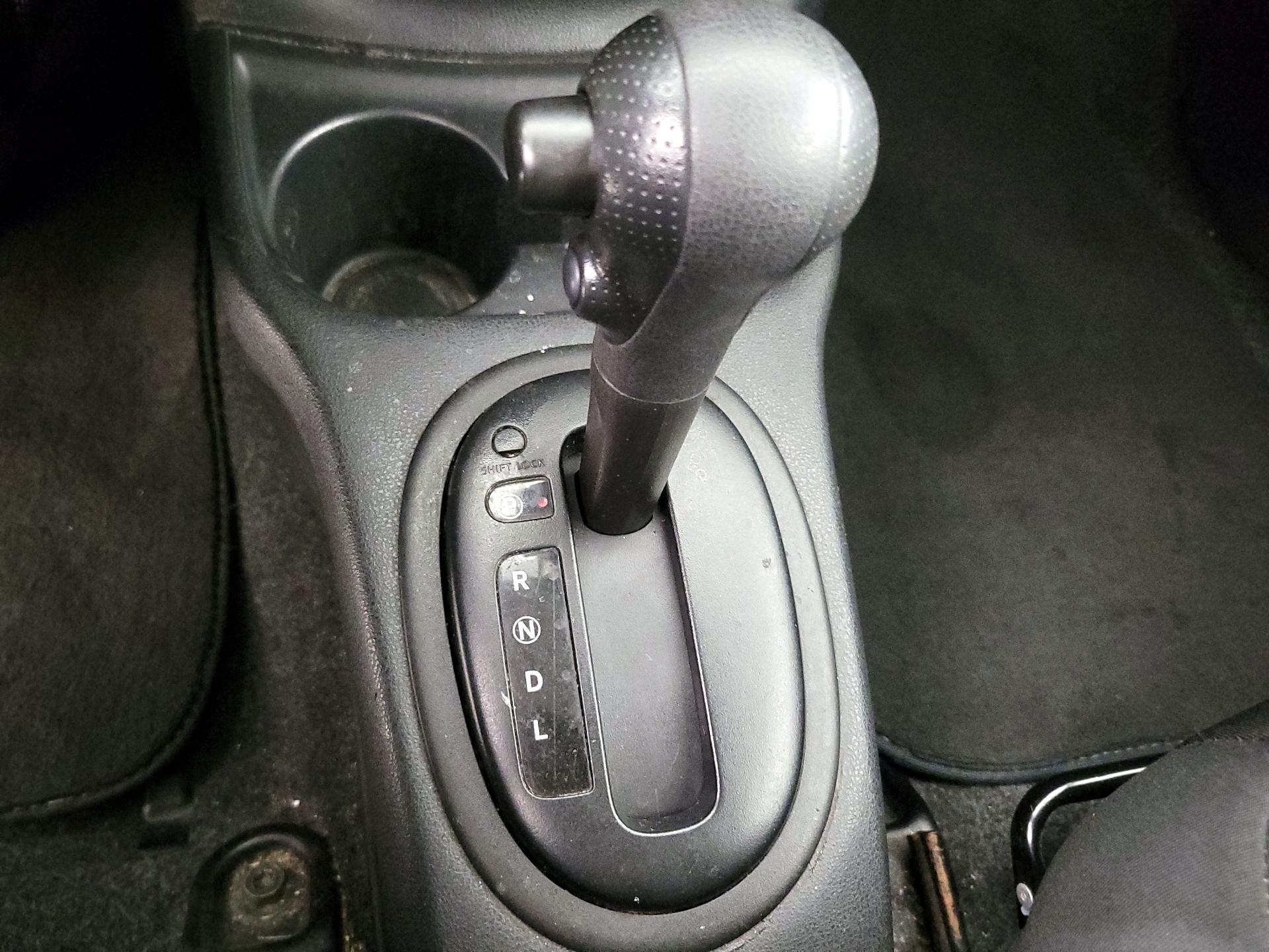 Thumbnail: 2015 Nissan Versa - 16