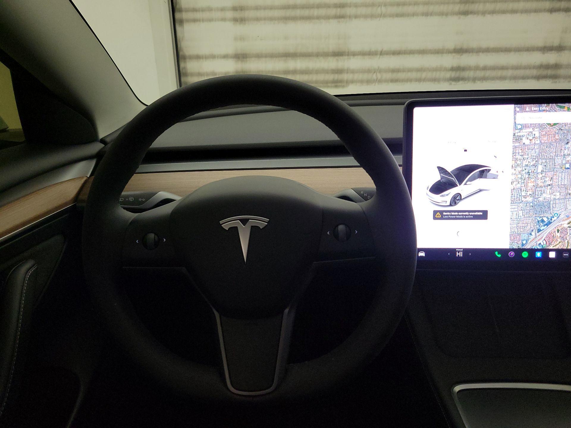 Thumbnail: 2023 Tesla Model 3 - 10