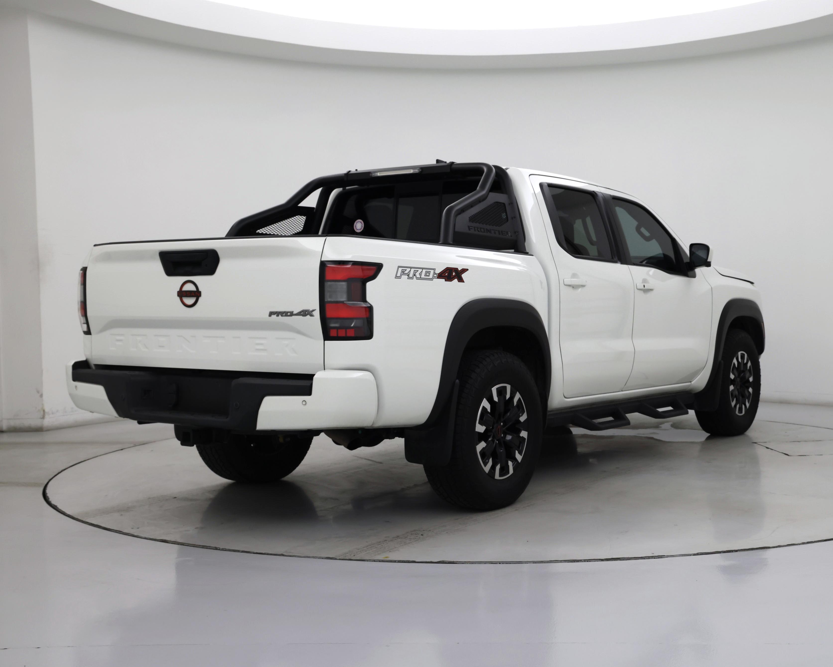 Thumbnail: 2022 Nissan Frontier - 8