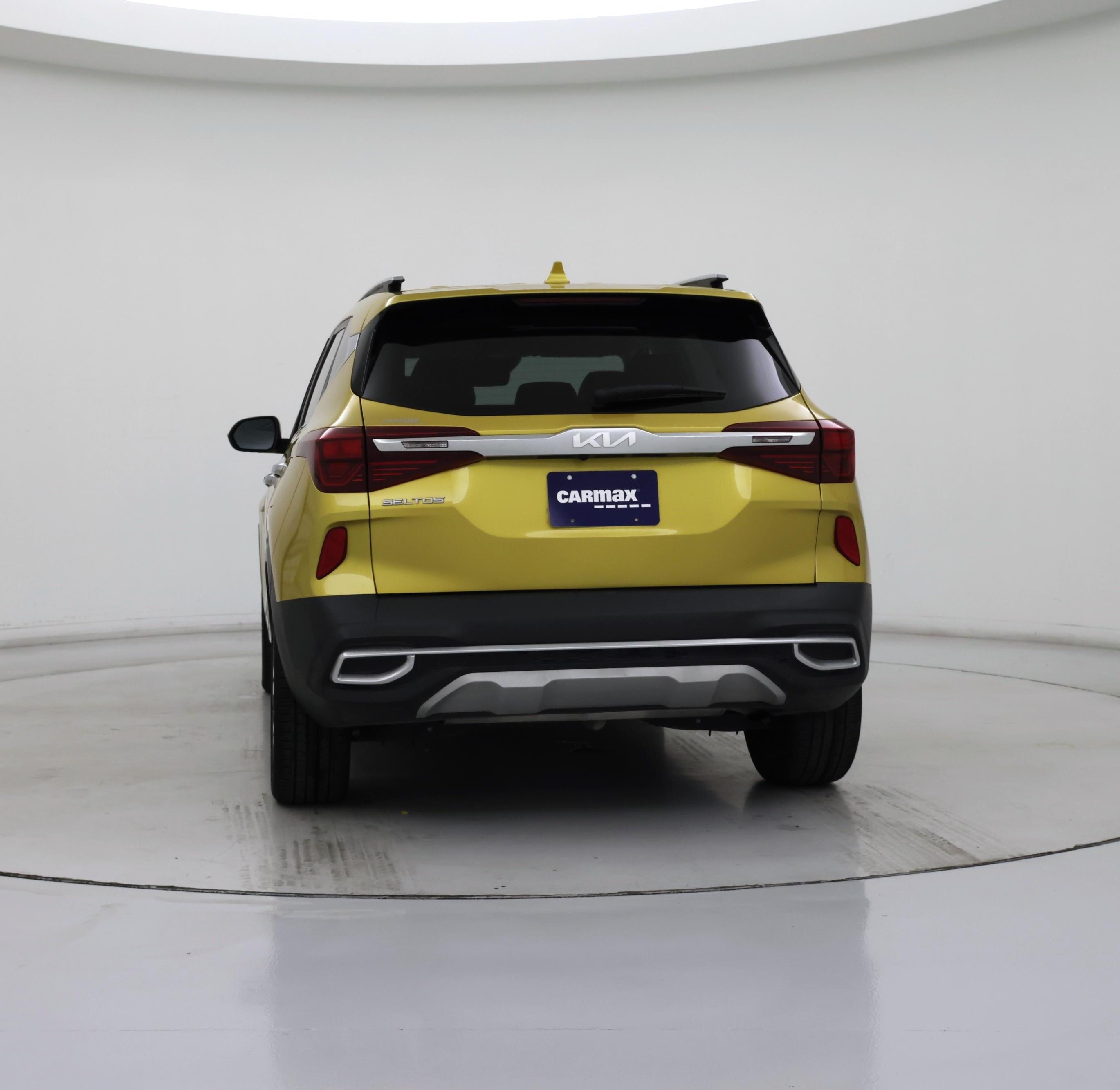 Thumbnail: 2023 Kia Seltos - 6