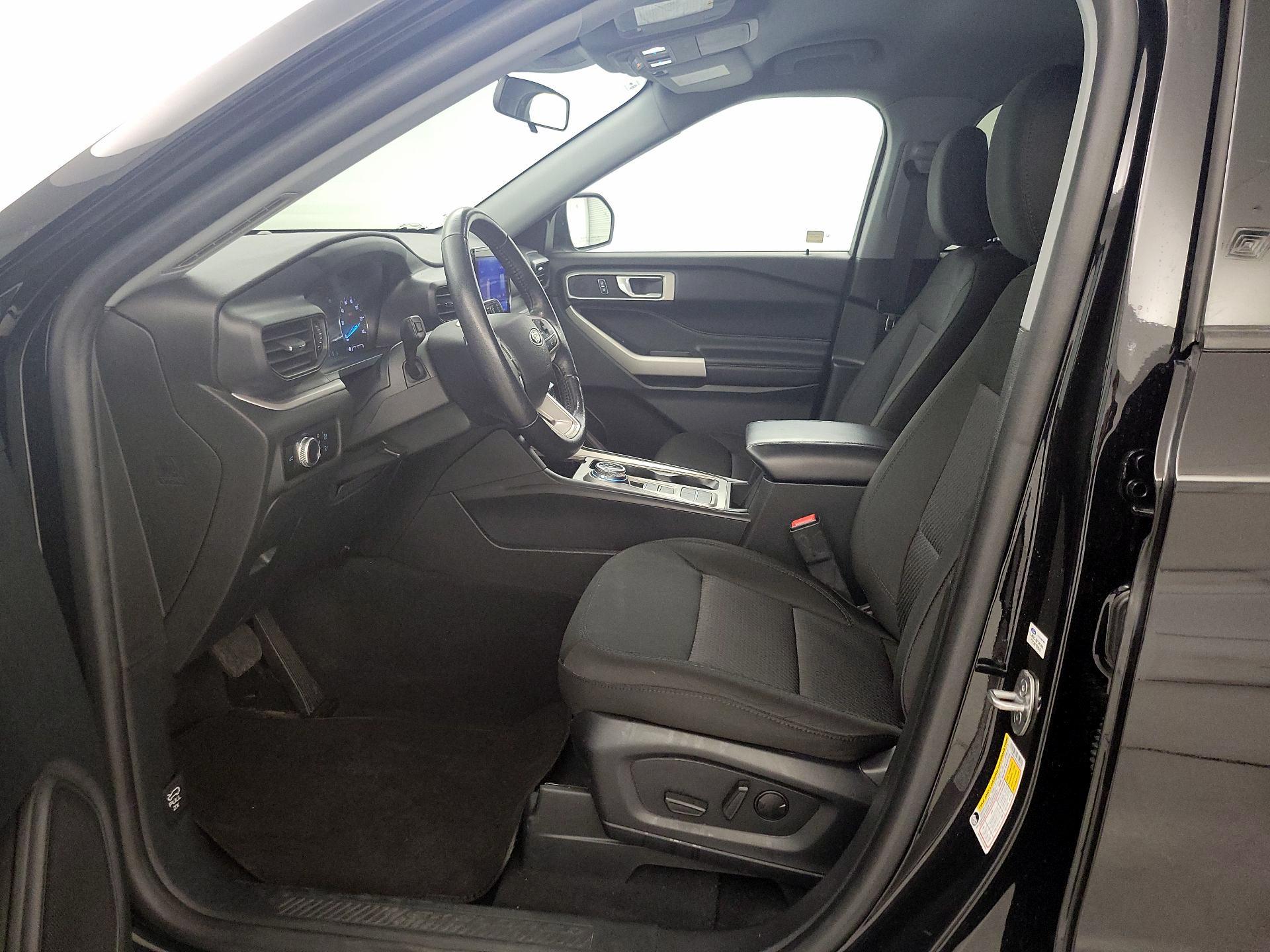 Thumbnail: 2023 Ford Explorer - 11