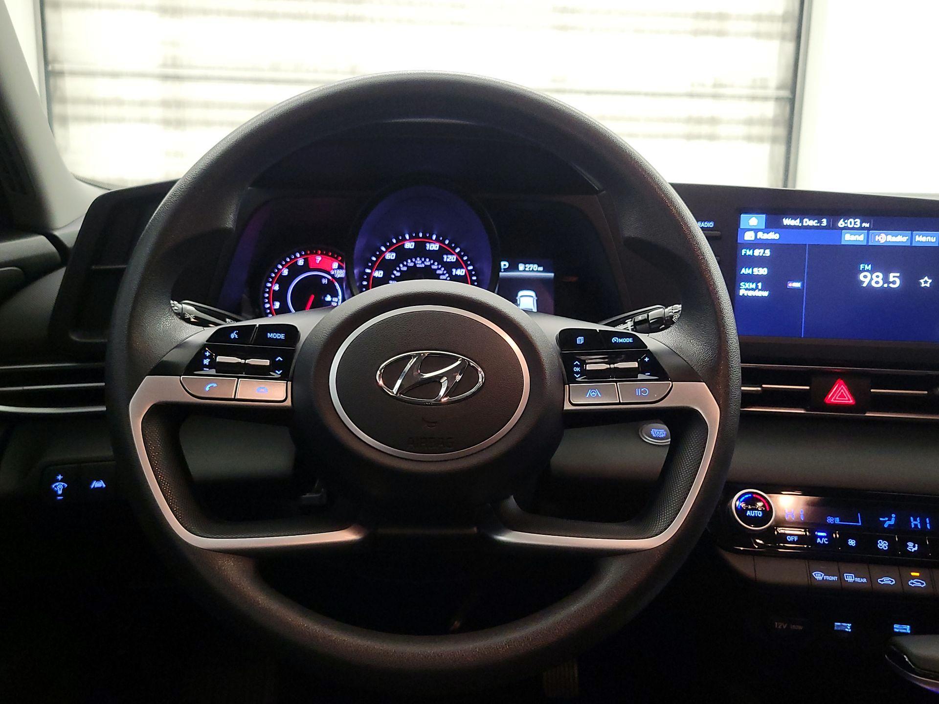 Thumbnail: 2023 Hyundai Elantra - 10