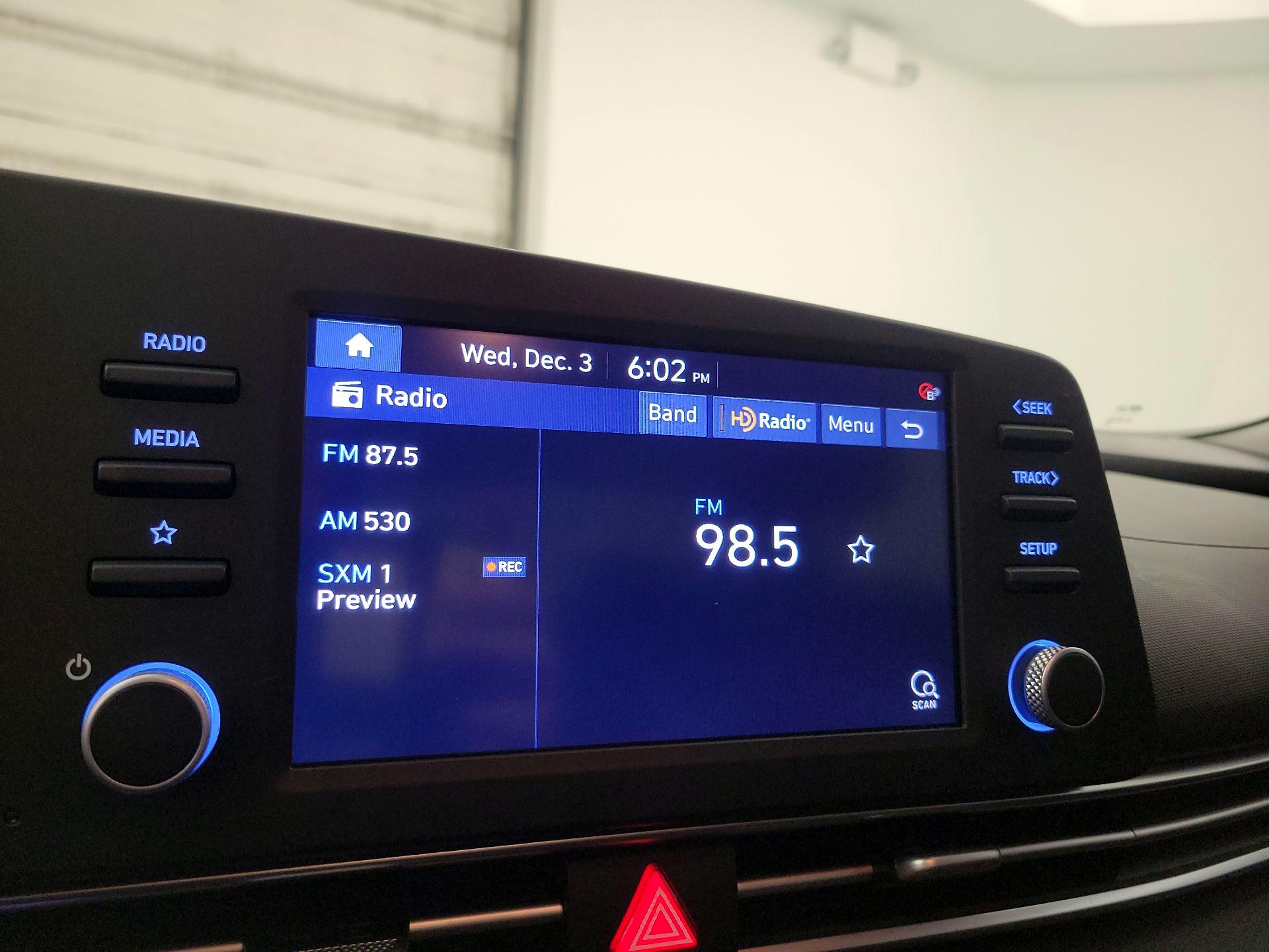 Thumbnail: 2023 Hyundai Elantra - 15