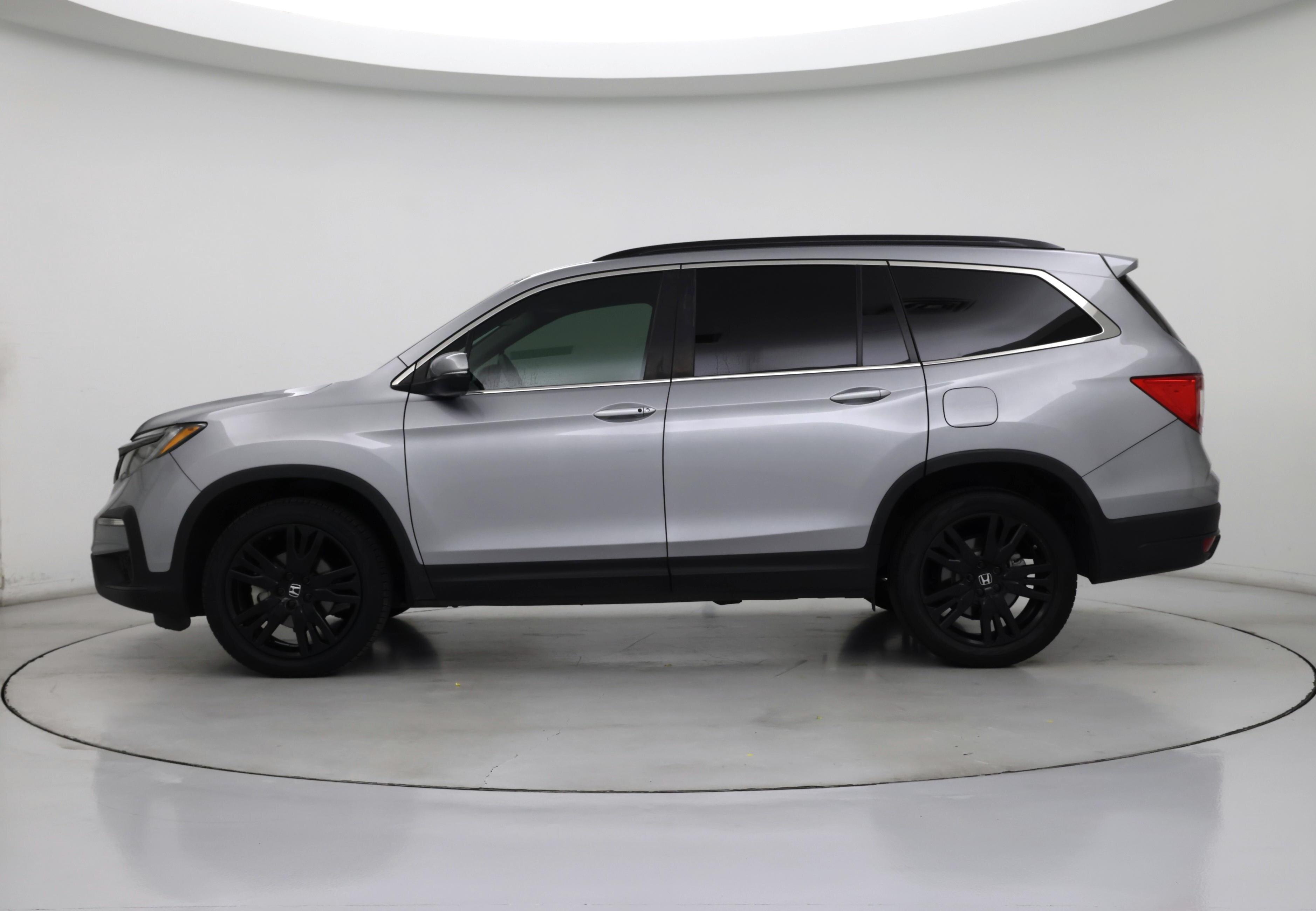 Thumbnail: 2021 Honda Pilot - 3