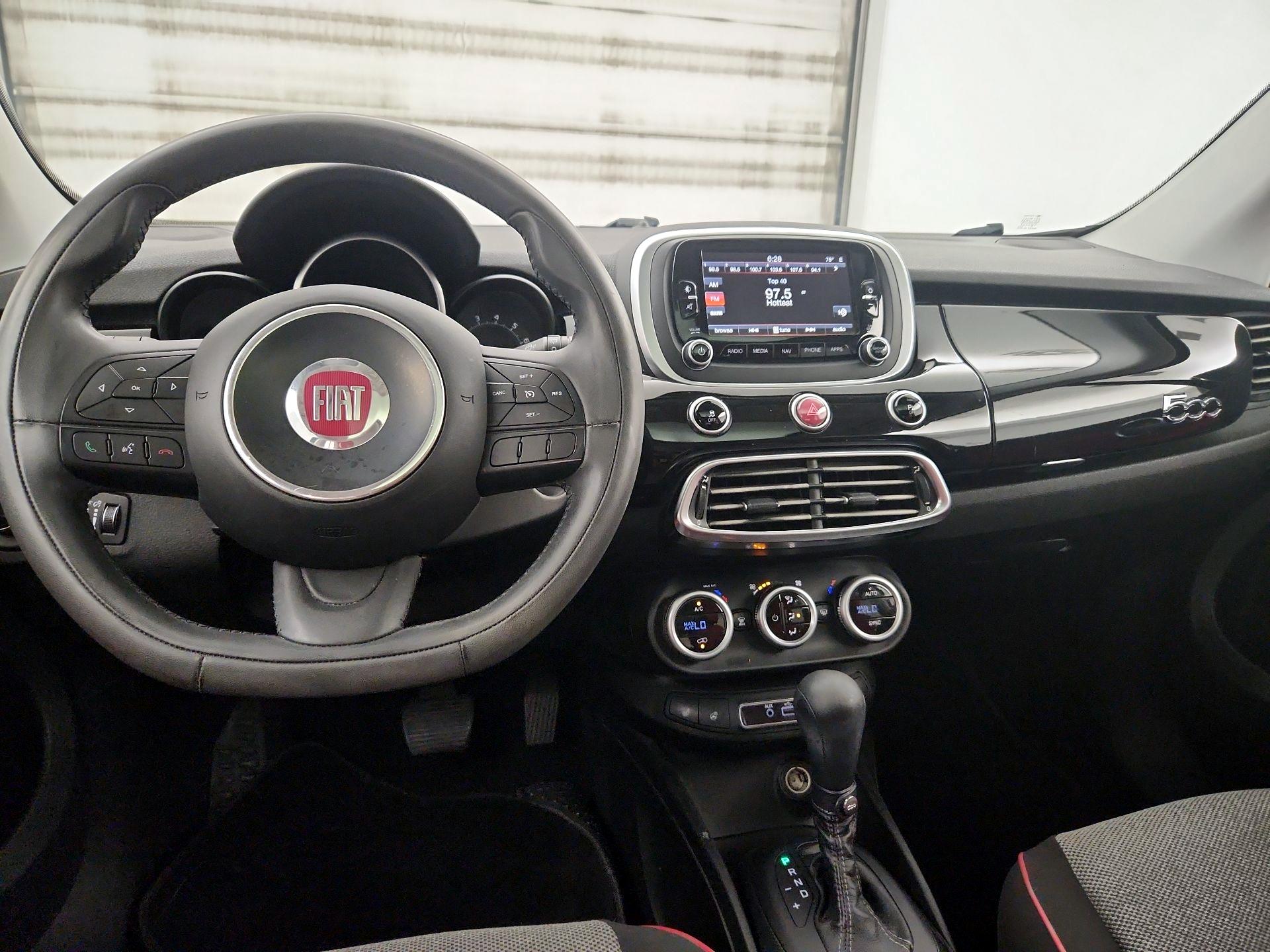 Thumbnail: 2016 Fiat 500X - 9