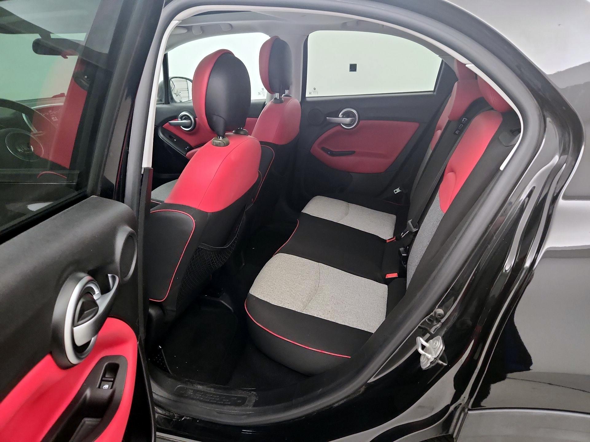 Thumbnail: 2016 Fiat 500X - 20