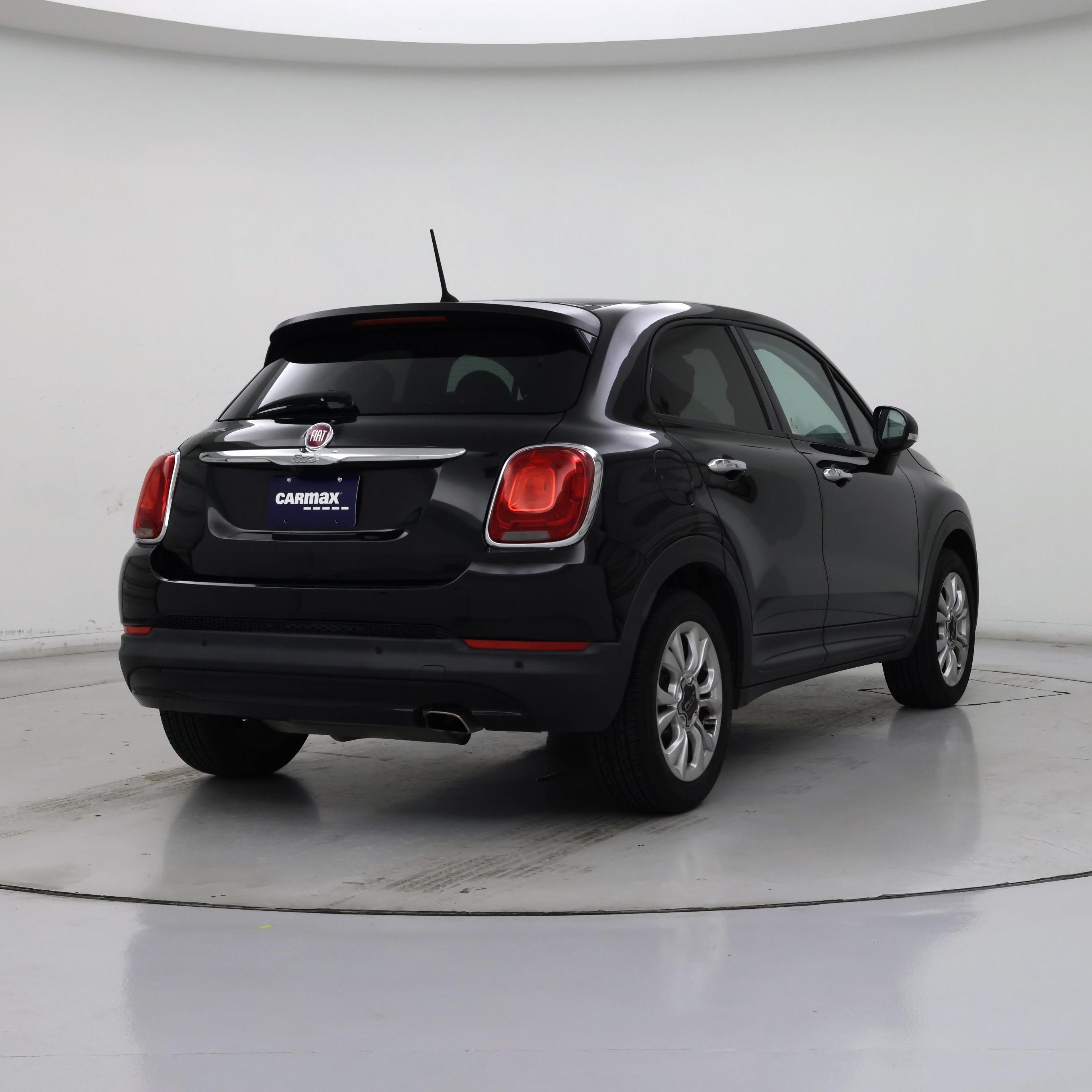 Thumbnail: 2016 Fiat 500X - 8
