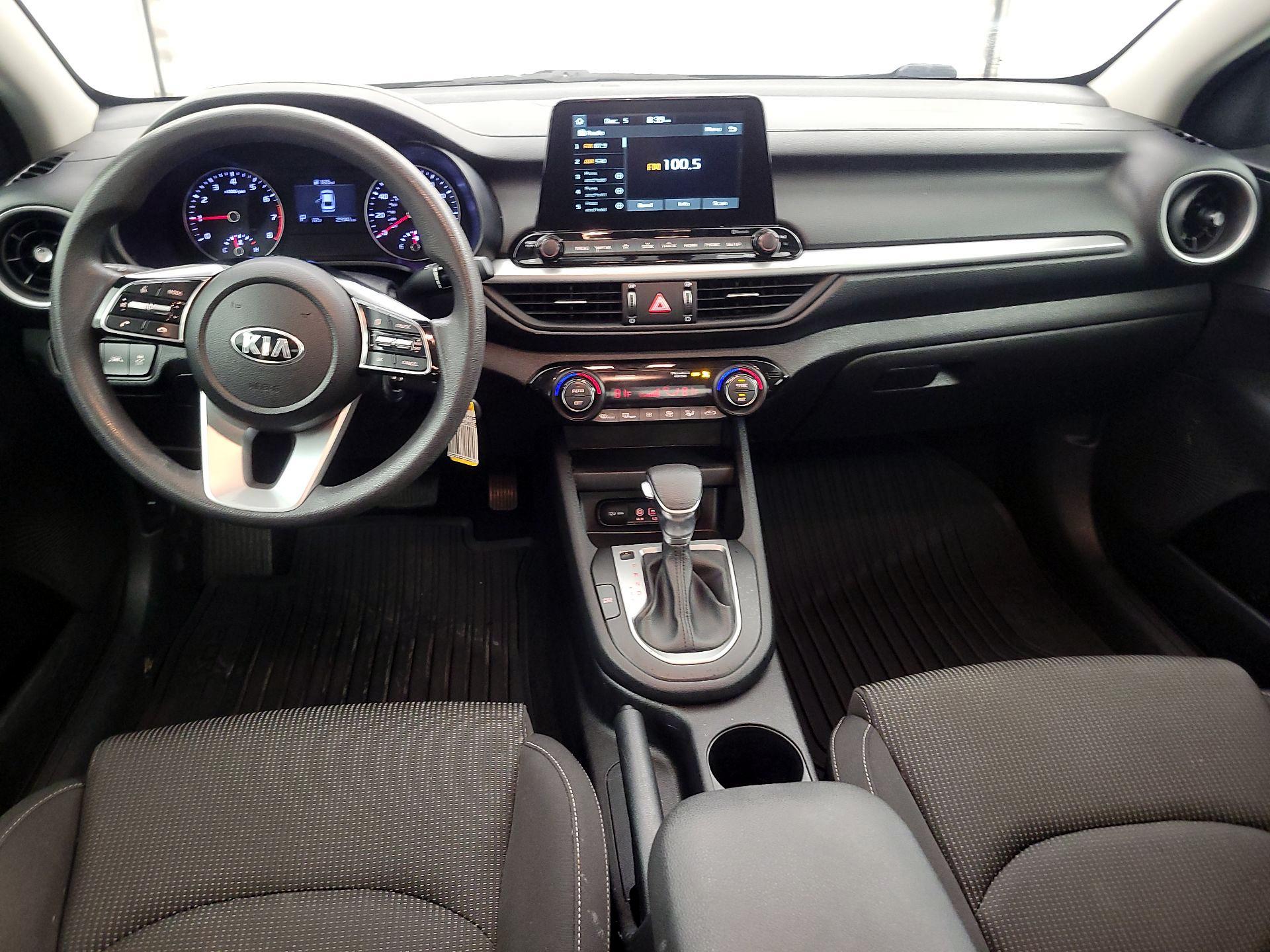 Thumbnail: 2019 Kia Forte - 9