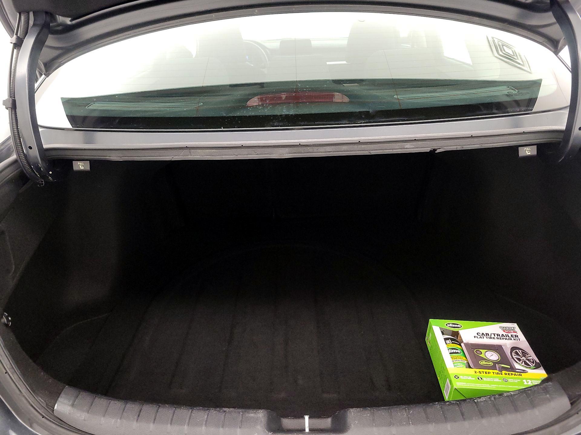 Thumbnail: 2019 Kia Forte - 20