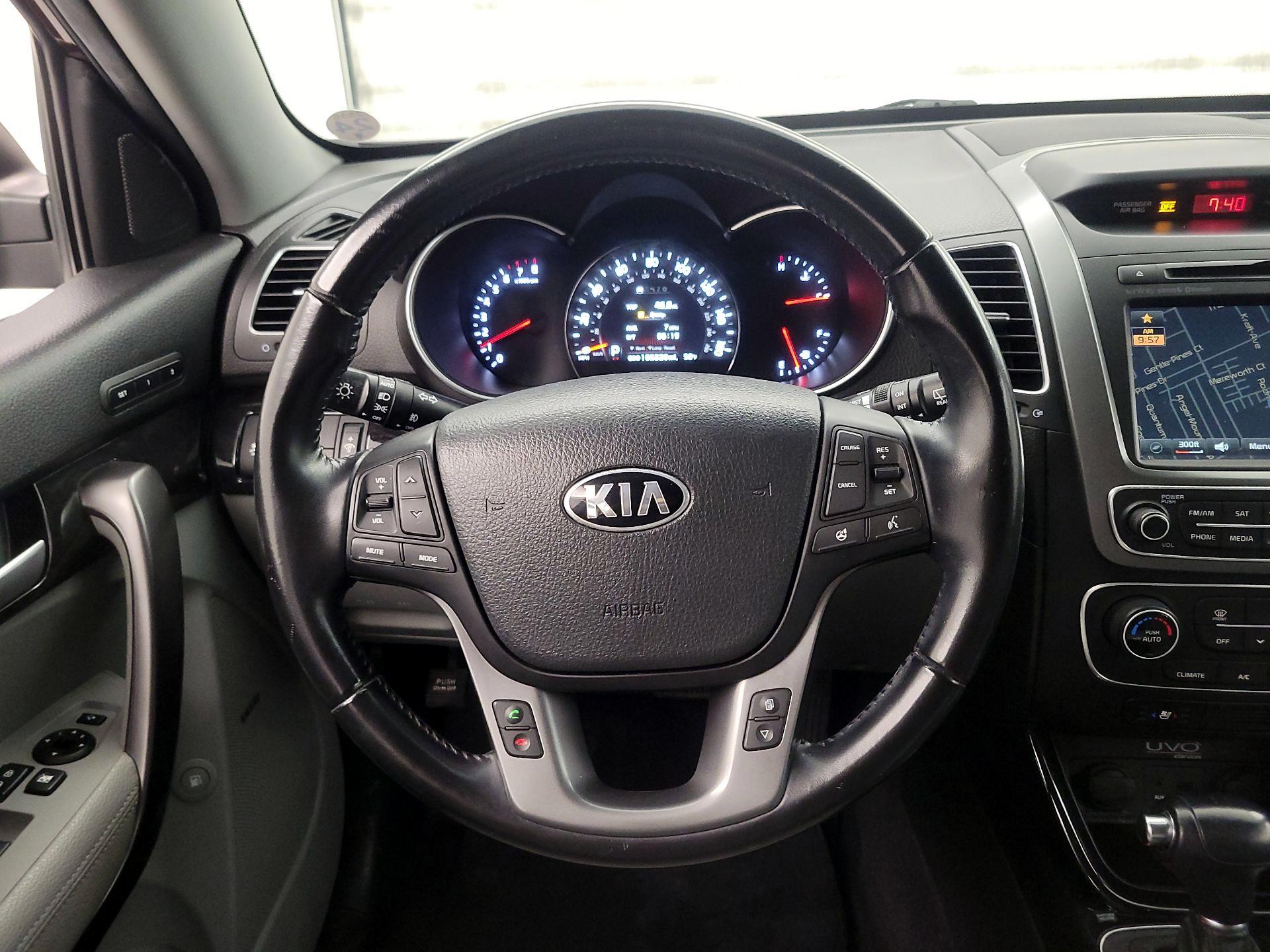 Thumbnail: 2014 Kia Sorento - 10