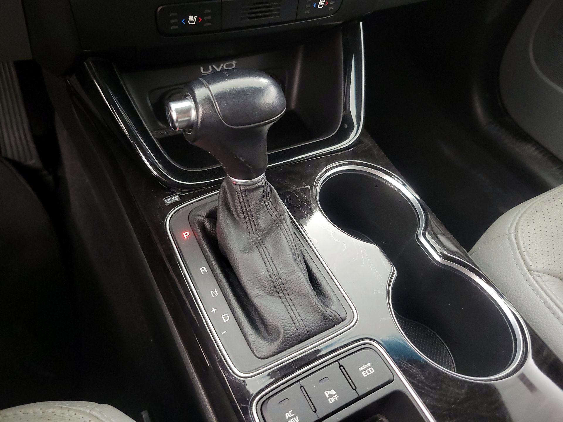 Thumbnail: 2014 Kia Sorento - 18