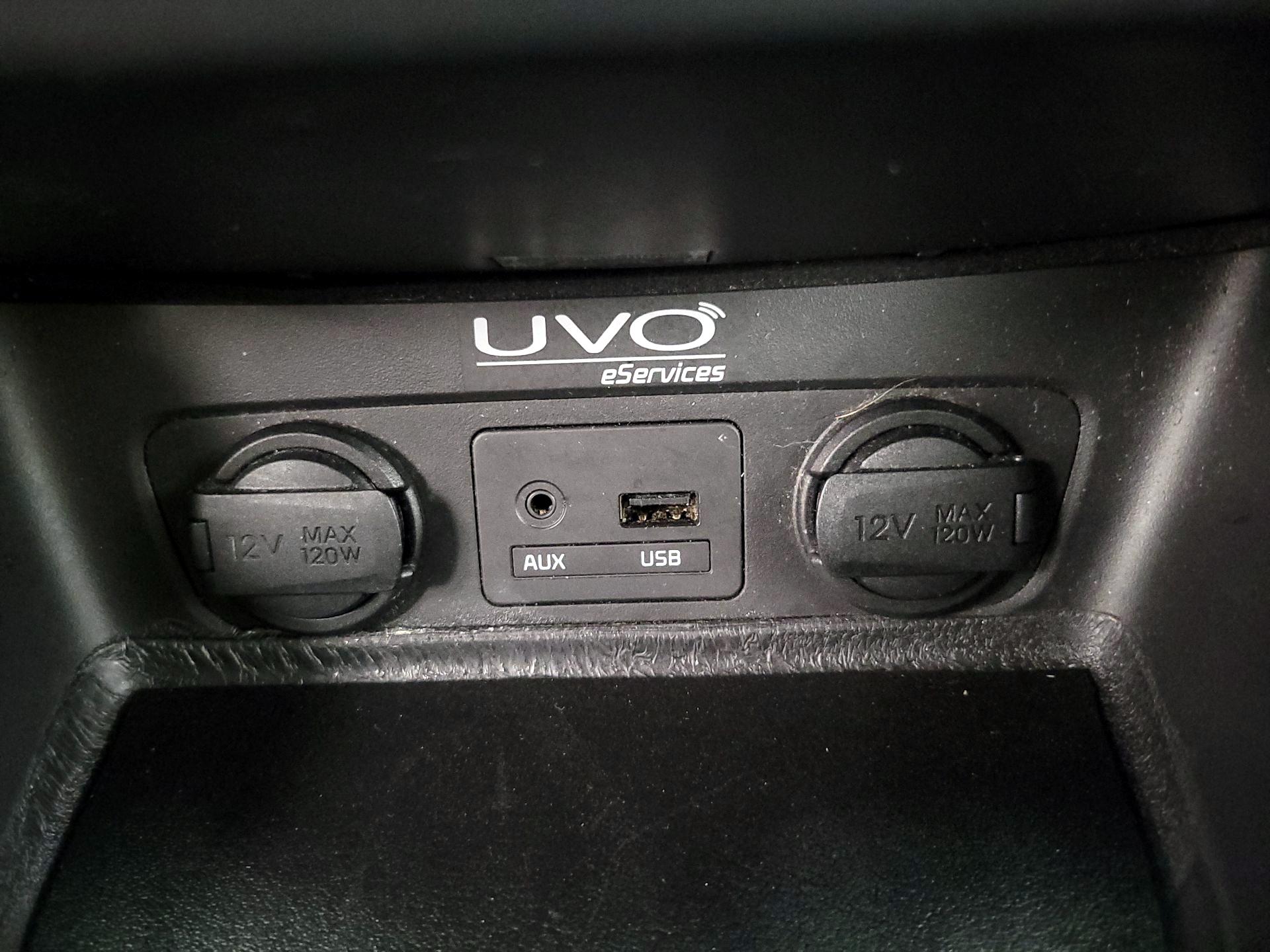 Thumbnail: 2014 Kia Sorento - 19