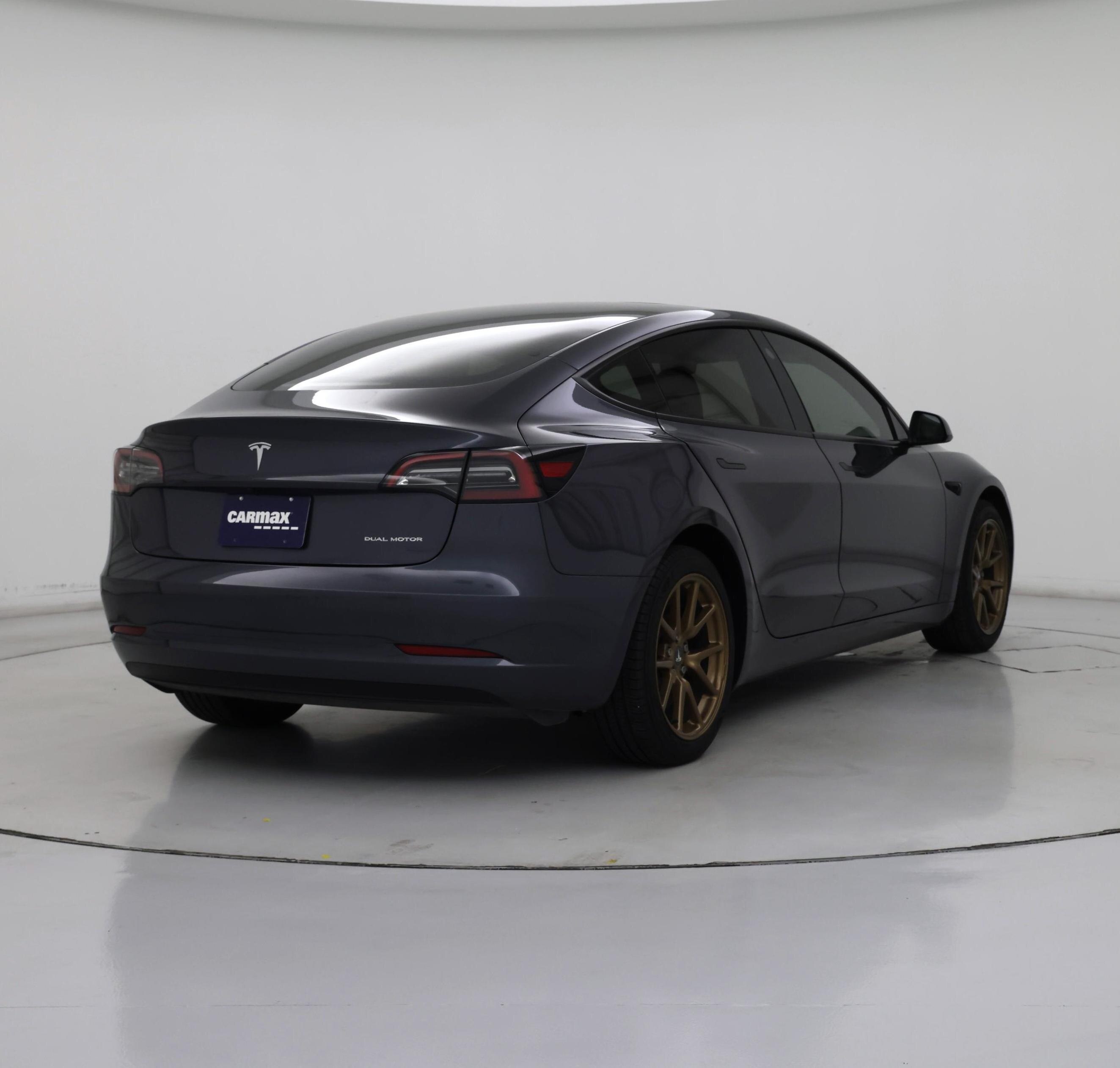 Thumbnail: 2023 Tesla Model 3 - 8