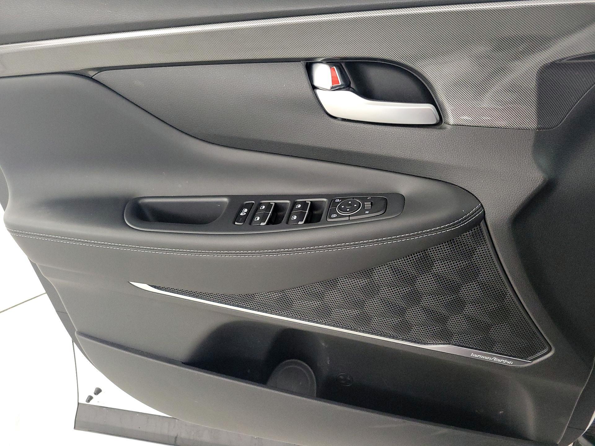 Thumbnail: 2023 Hyundai Santa Fe - 12