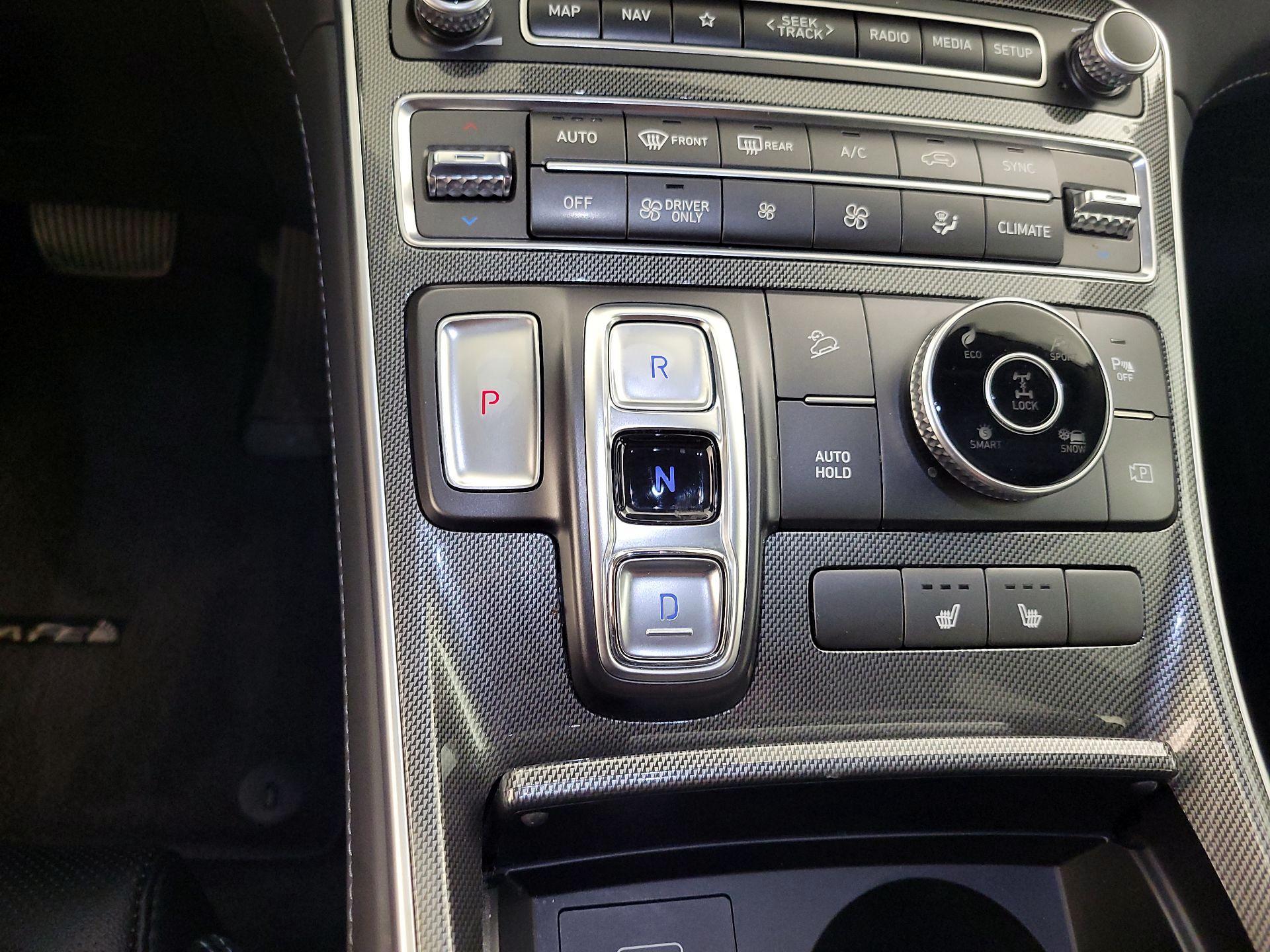 Thumbnail: 2023 Hyundai Santa Fe - 18