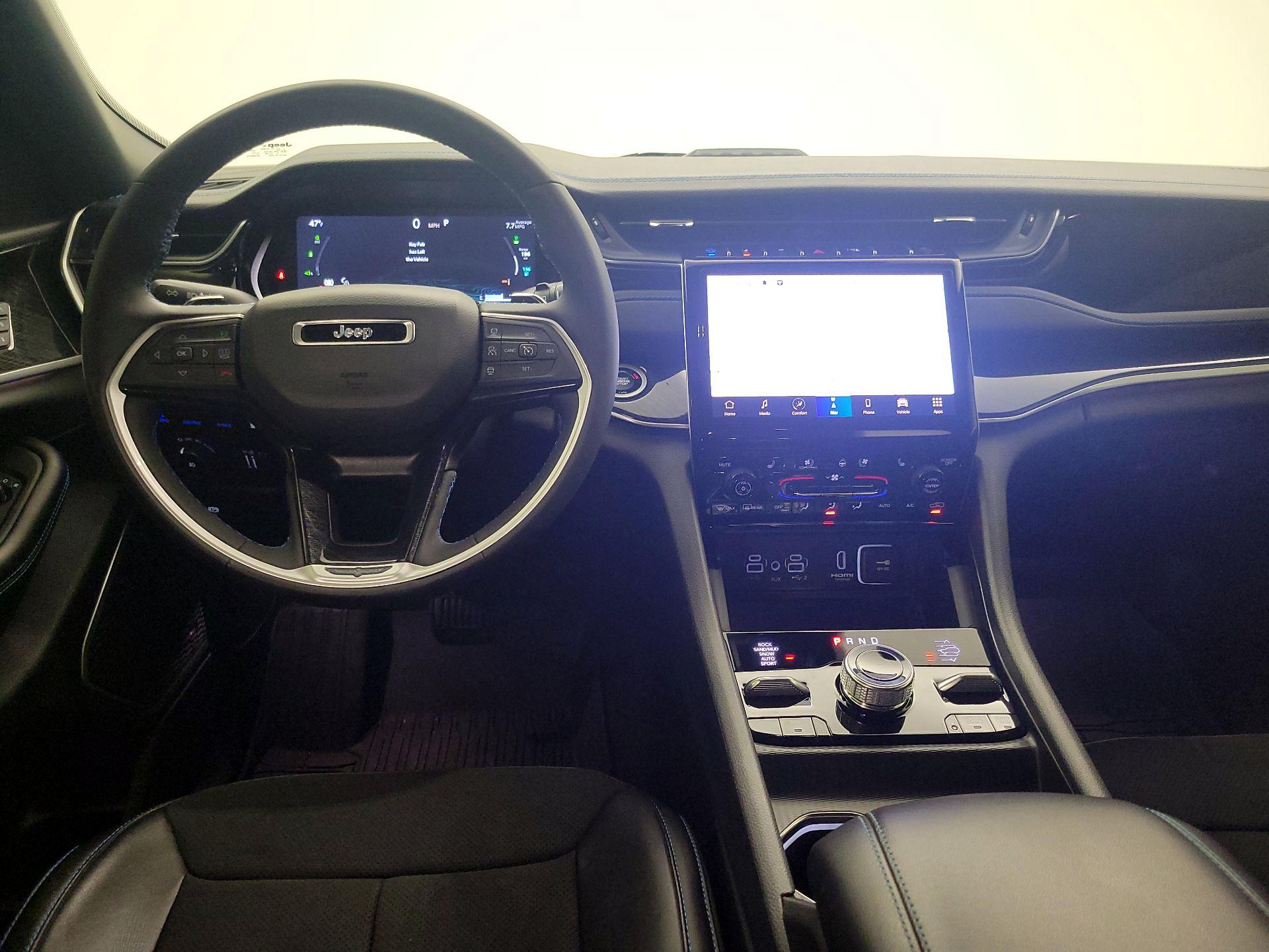 Thumbnail: 2023 Jeep Grand Cherokee - 9