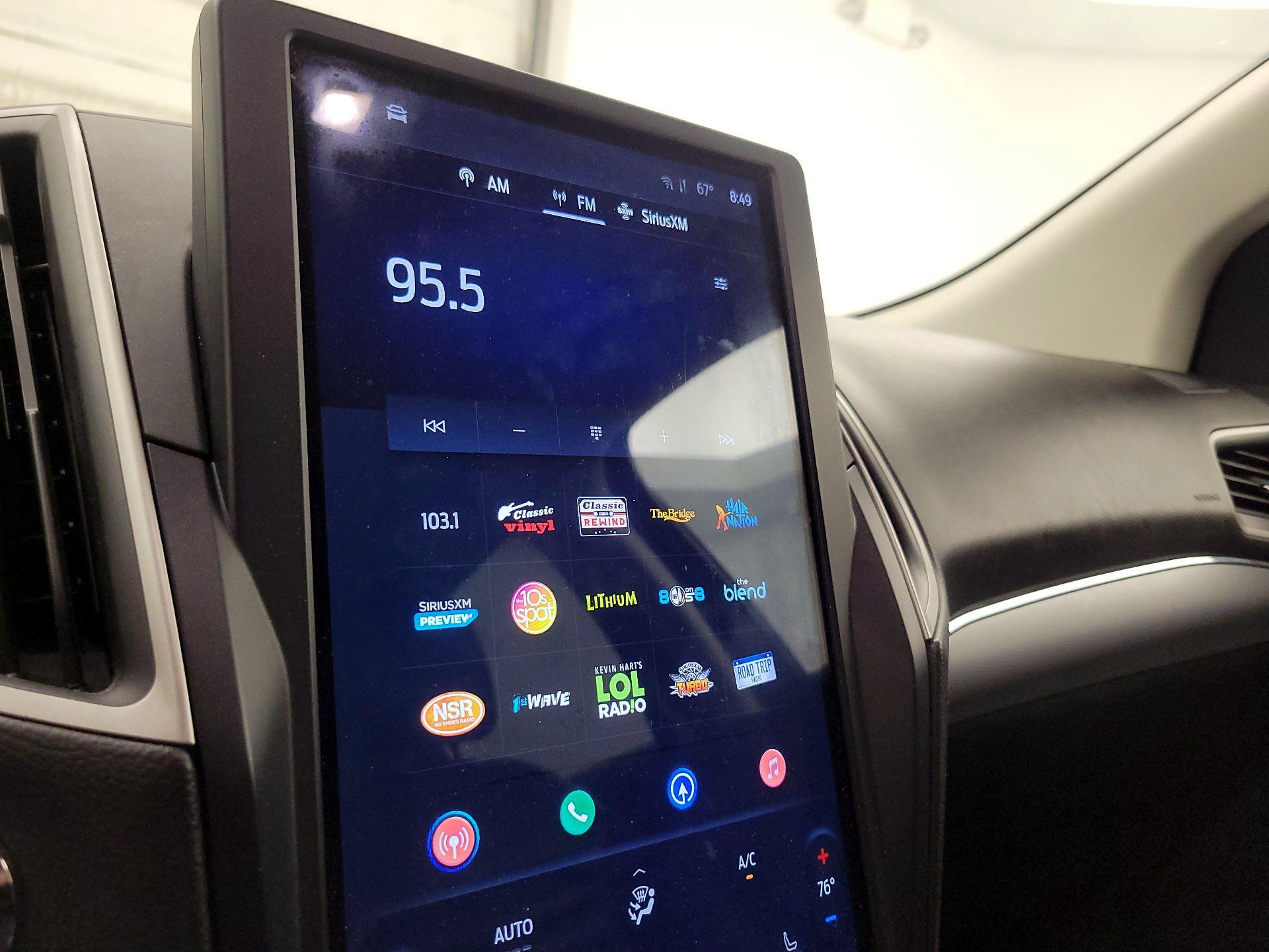 Thumbnail: 2022 Ford Edge - 16