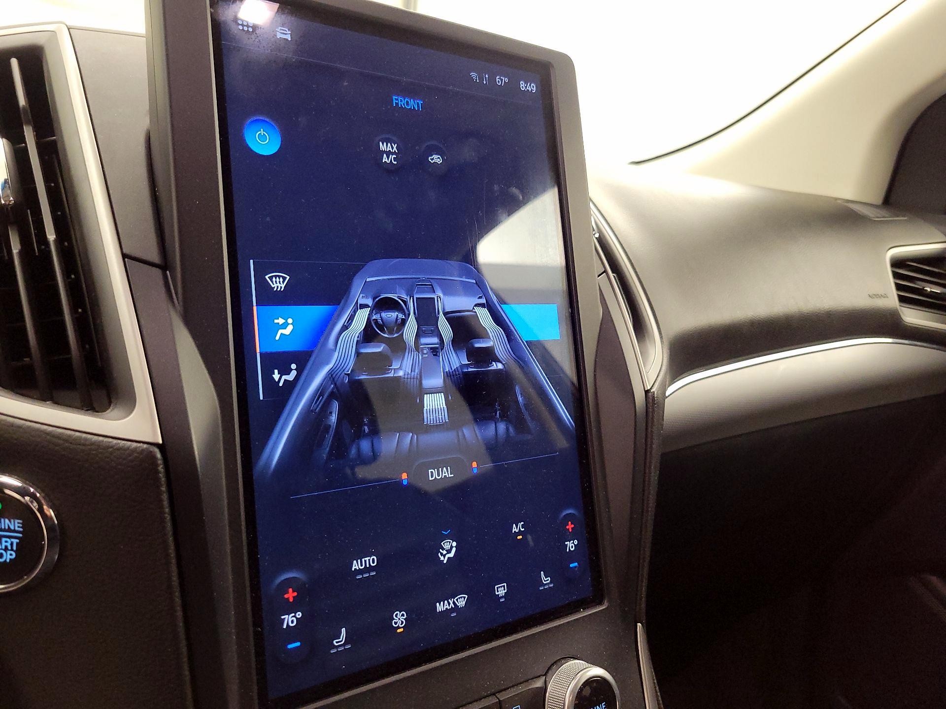 Thumbnail: 2022 Ford Edge - 17