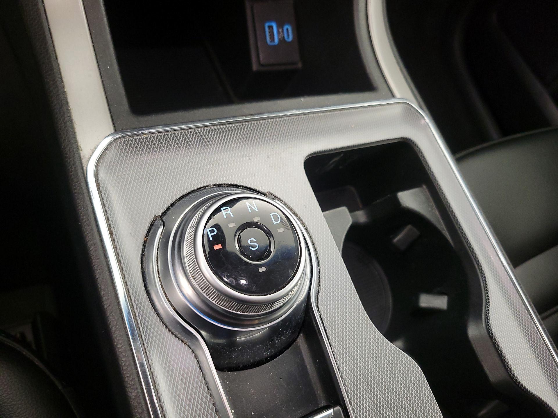 Thumbnail: 2022 Ford Edge - 18