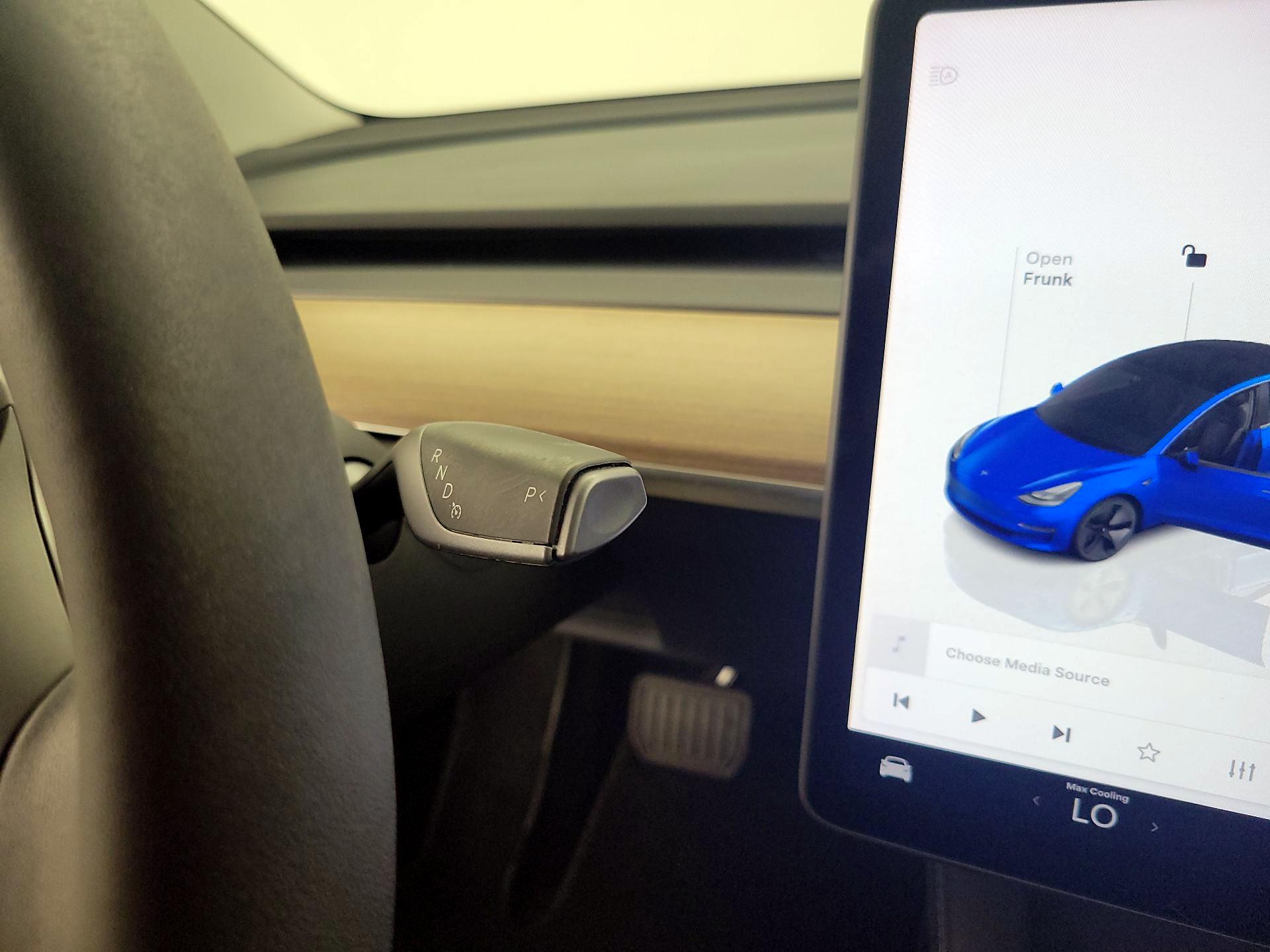 Thumbnail: 2023 Tesla Model 3 - 17