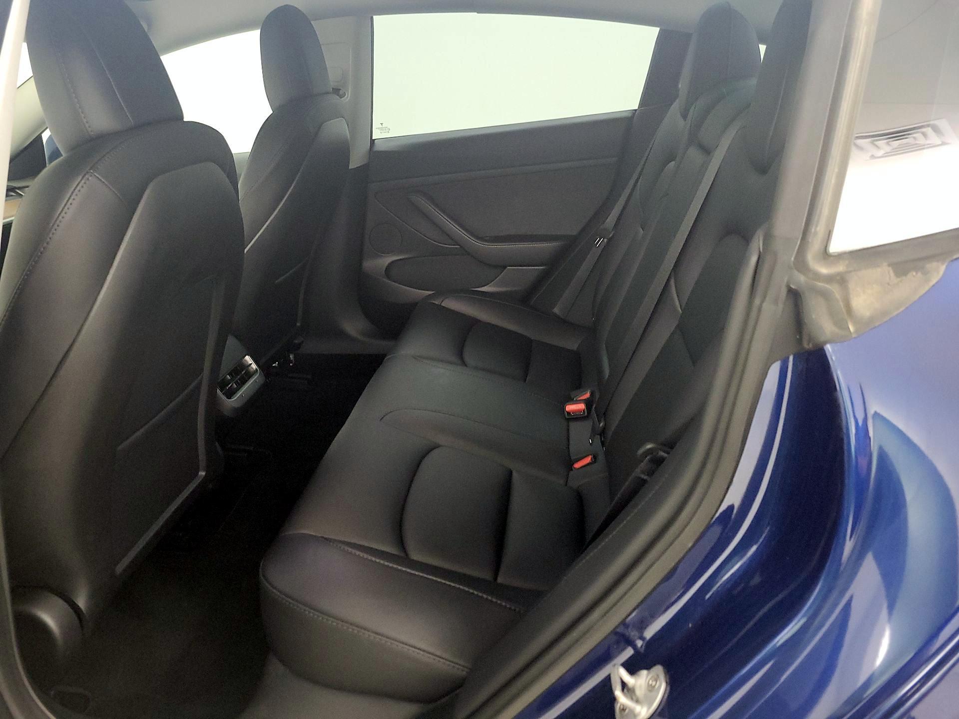 Thumbnail: 2023 Tesla Model 3 - 20