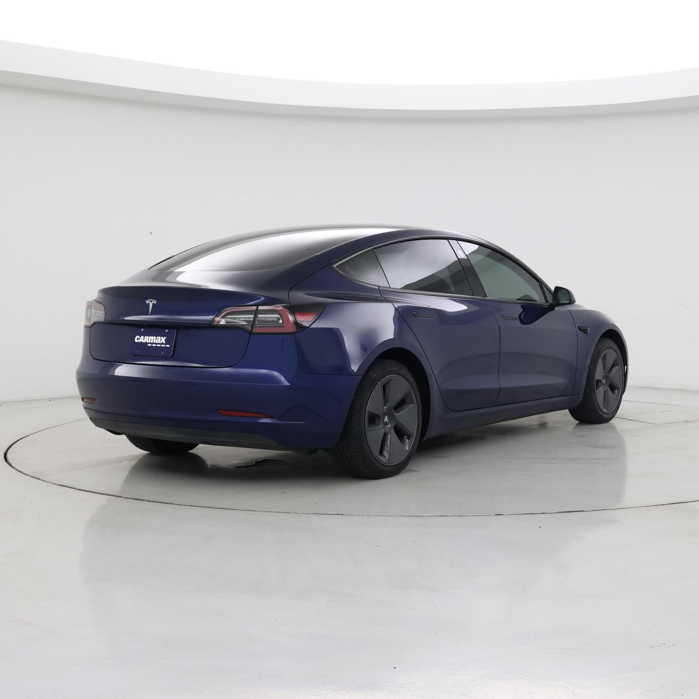 Thumbnail: 2023 Tesla Model 3 - 8