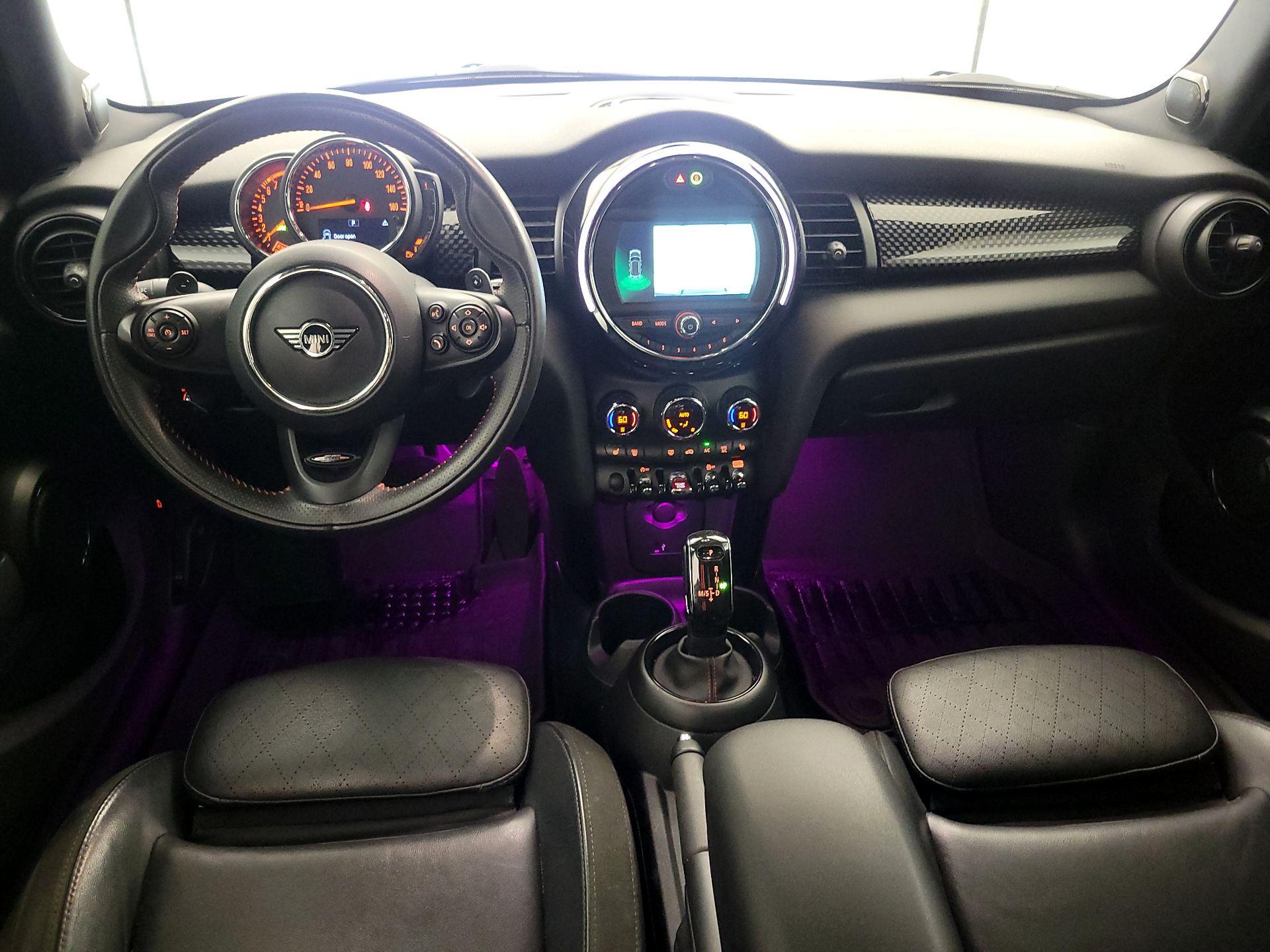 Thumbnail: 2021 MINI Cooper Hardtop - 9