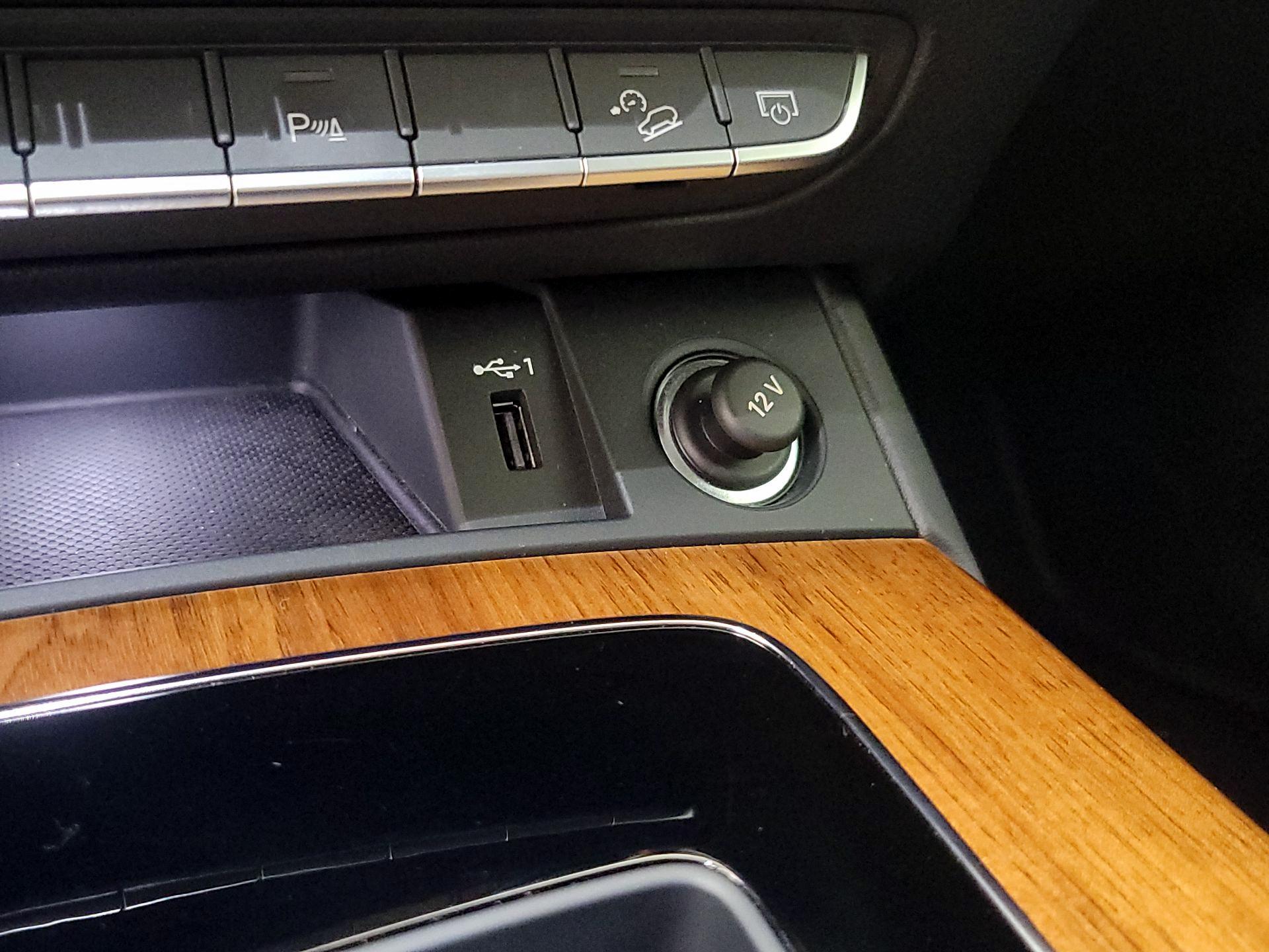 Thumbnail: 2023 Audi Q5 - 19