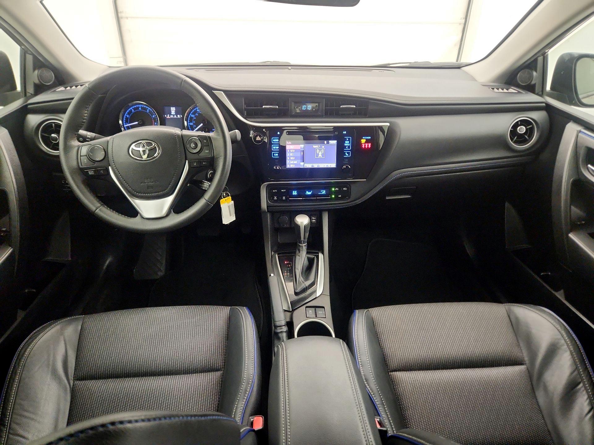 Thumbnail: 2018 Toyota Corolla - 9