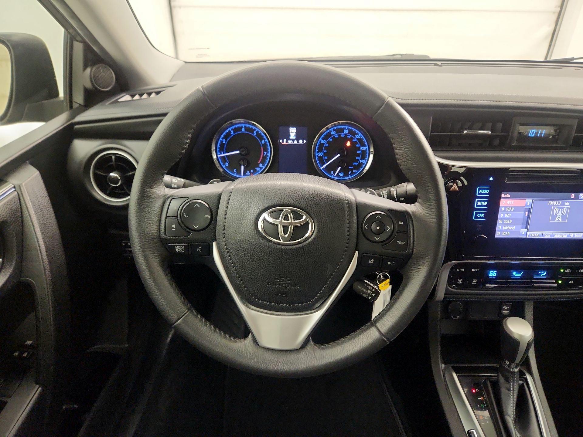 Thumbnail: 2018 Toyota Corolla - 10