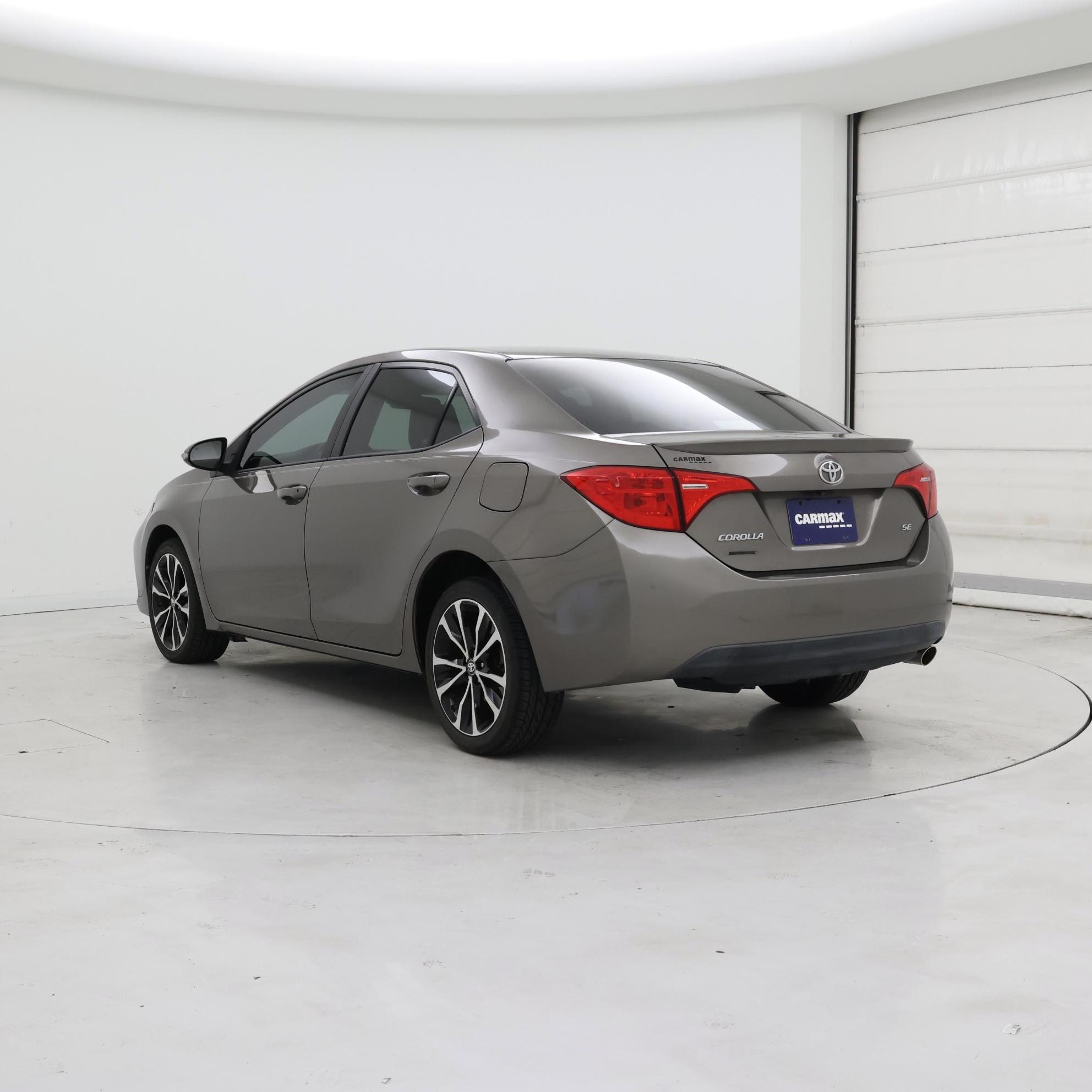 Thumbnail: 2018 Toyota Corolla - 2