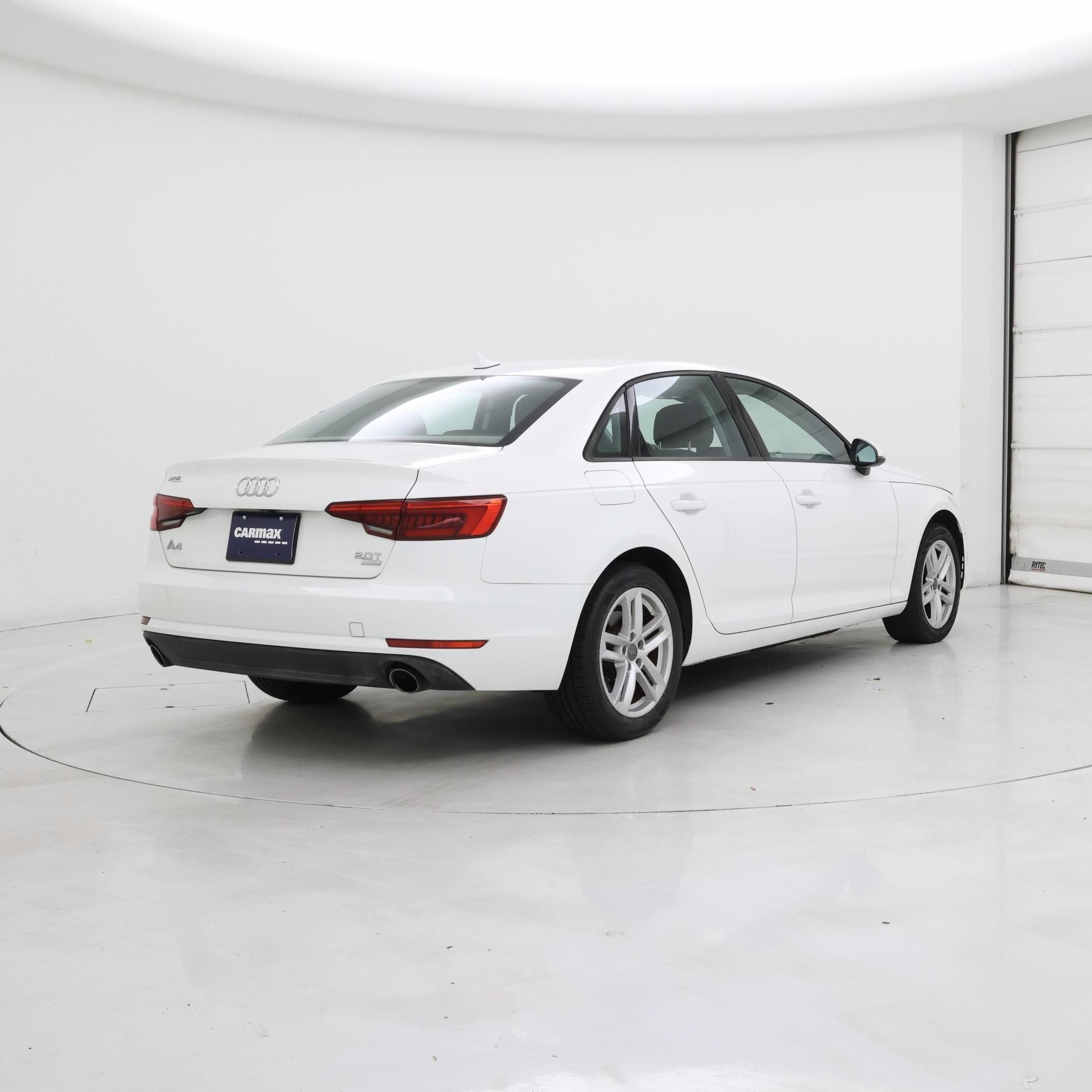 Thumbnail: 2017 Audi A4 - 8