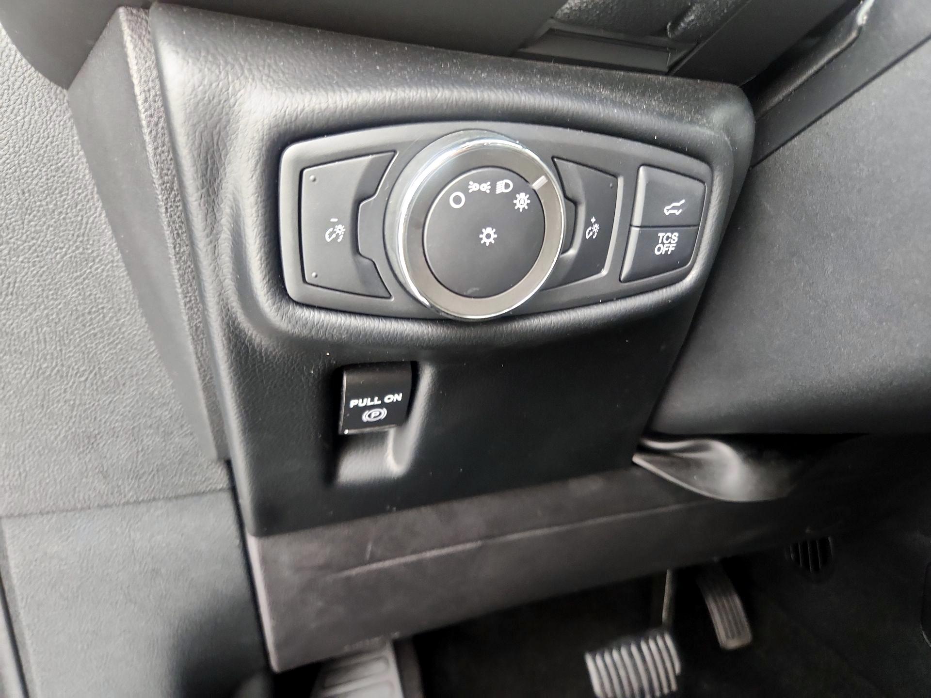 Thumbnail: 2020 Lincoln Nautilus - 13