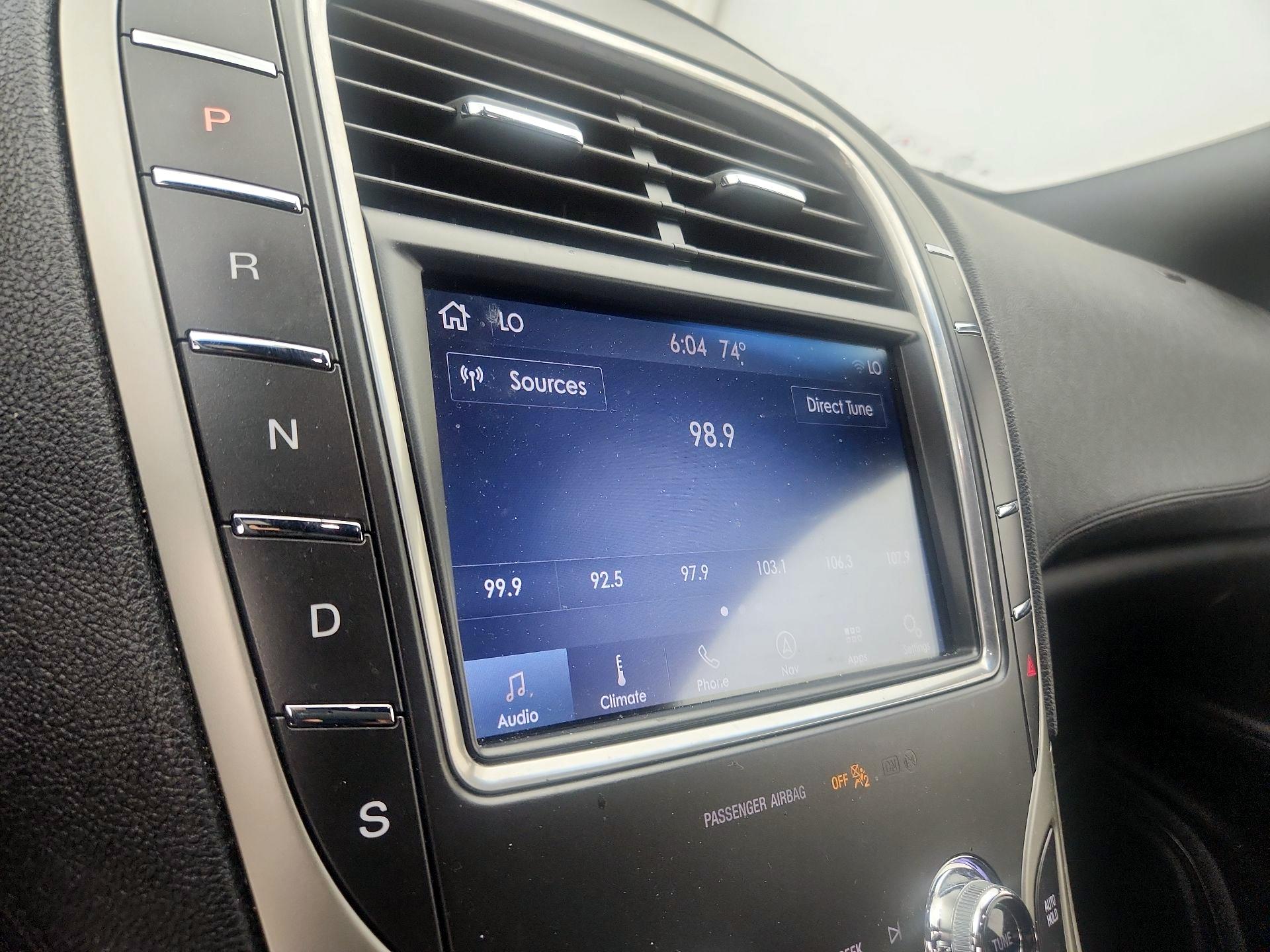 Thumbnail: 2020 Lincoln Nautilus - 18