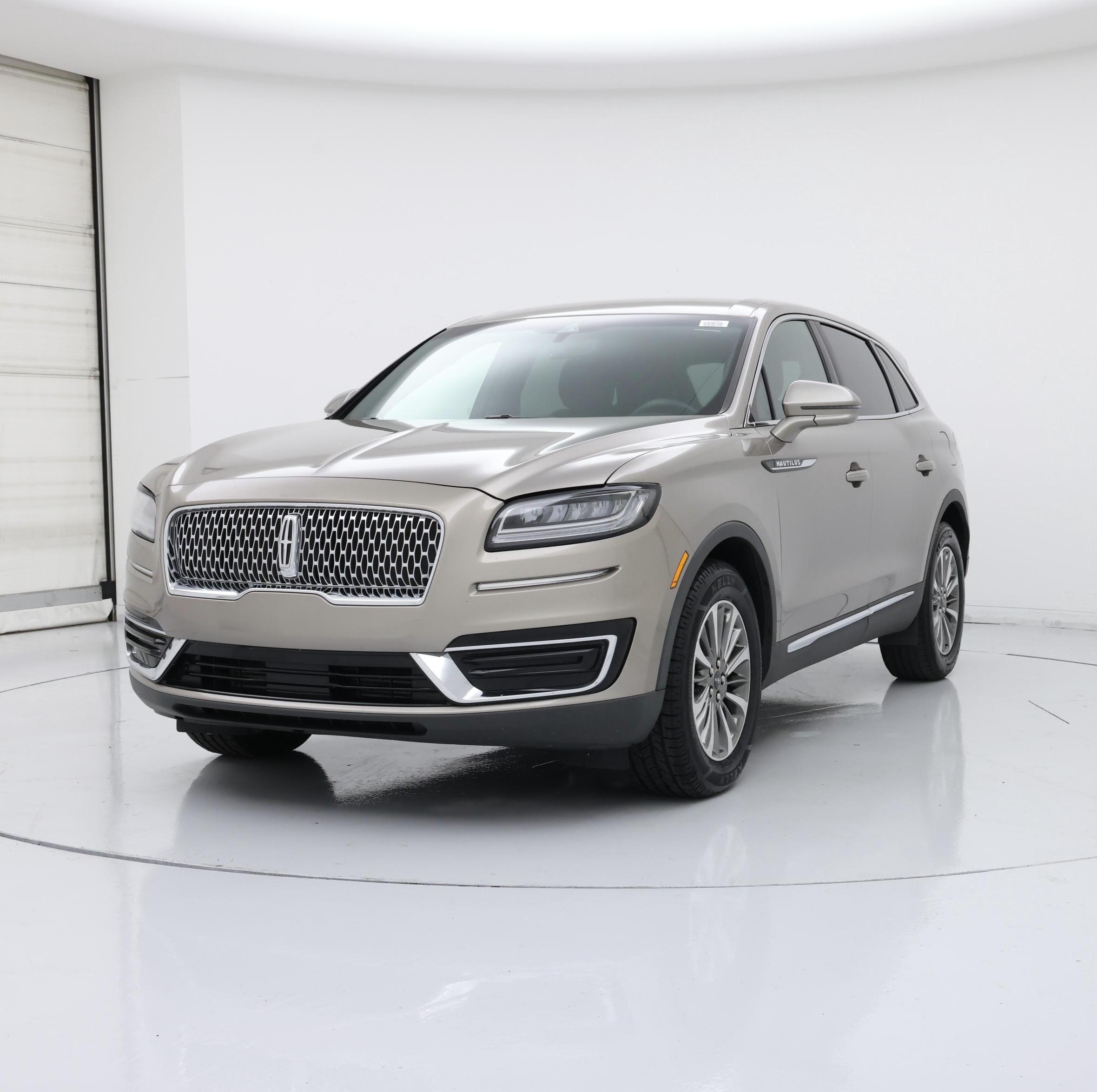 Thumbnail: 2020 Lincoln Nautilus - 4