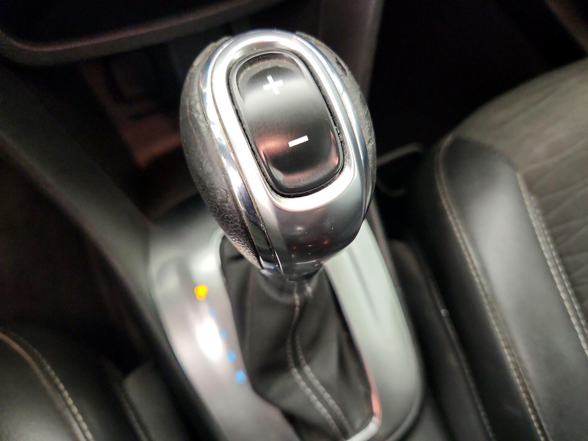 Thumbnail: 2016 Buick Encore - 17