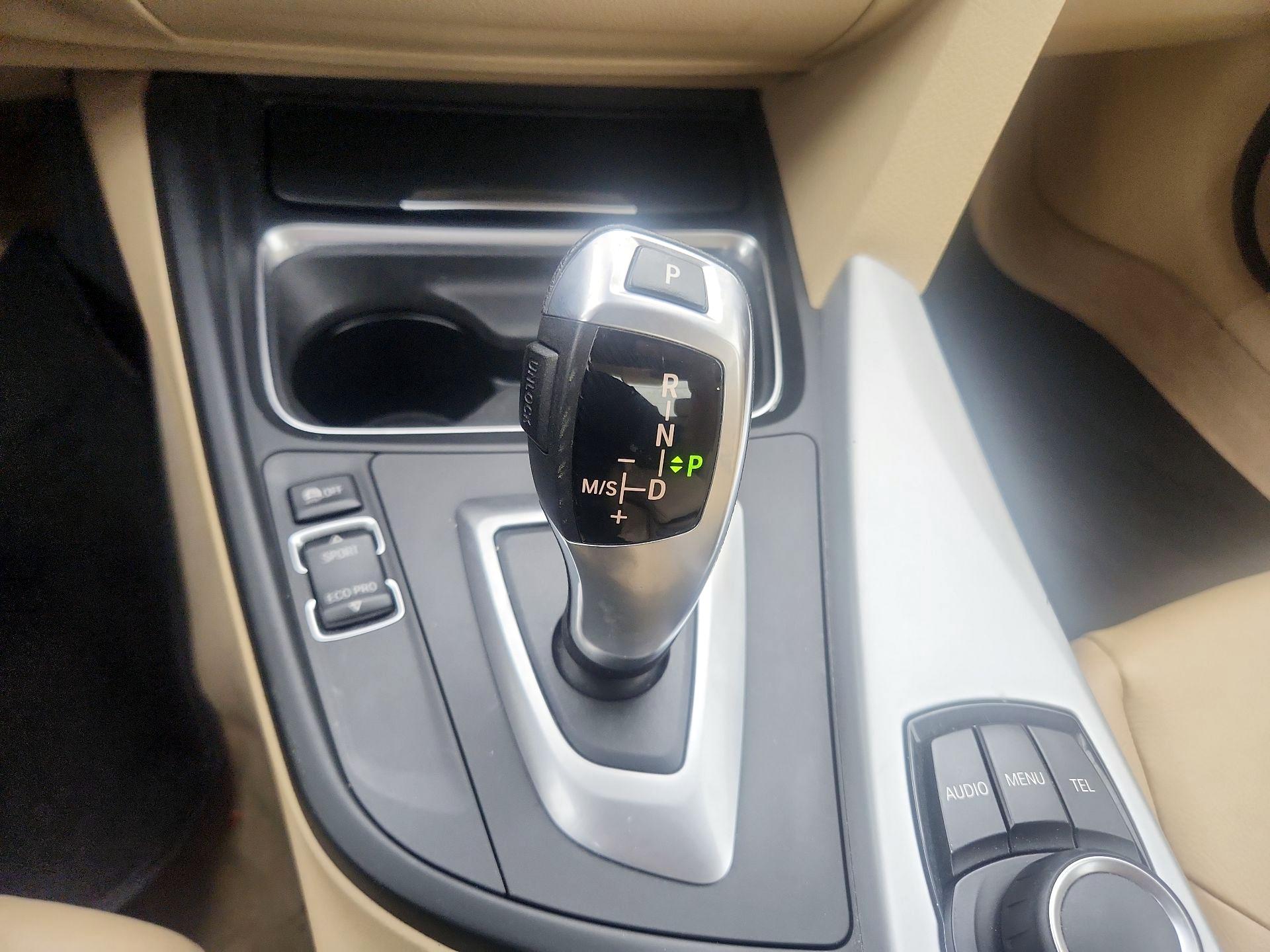 Thumbnail: 2014 BMW 3 Series - 16