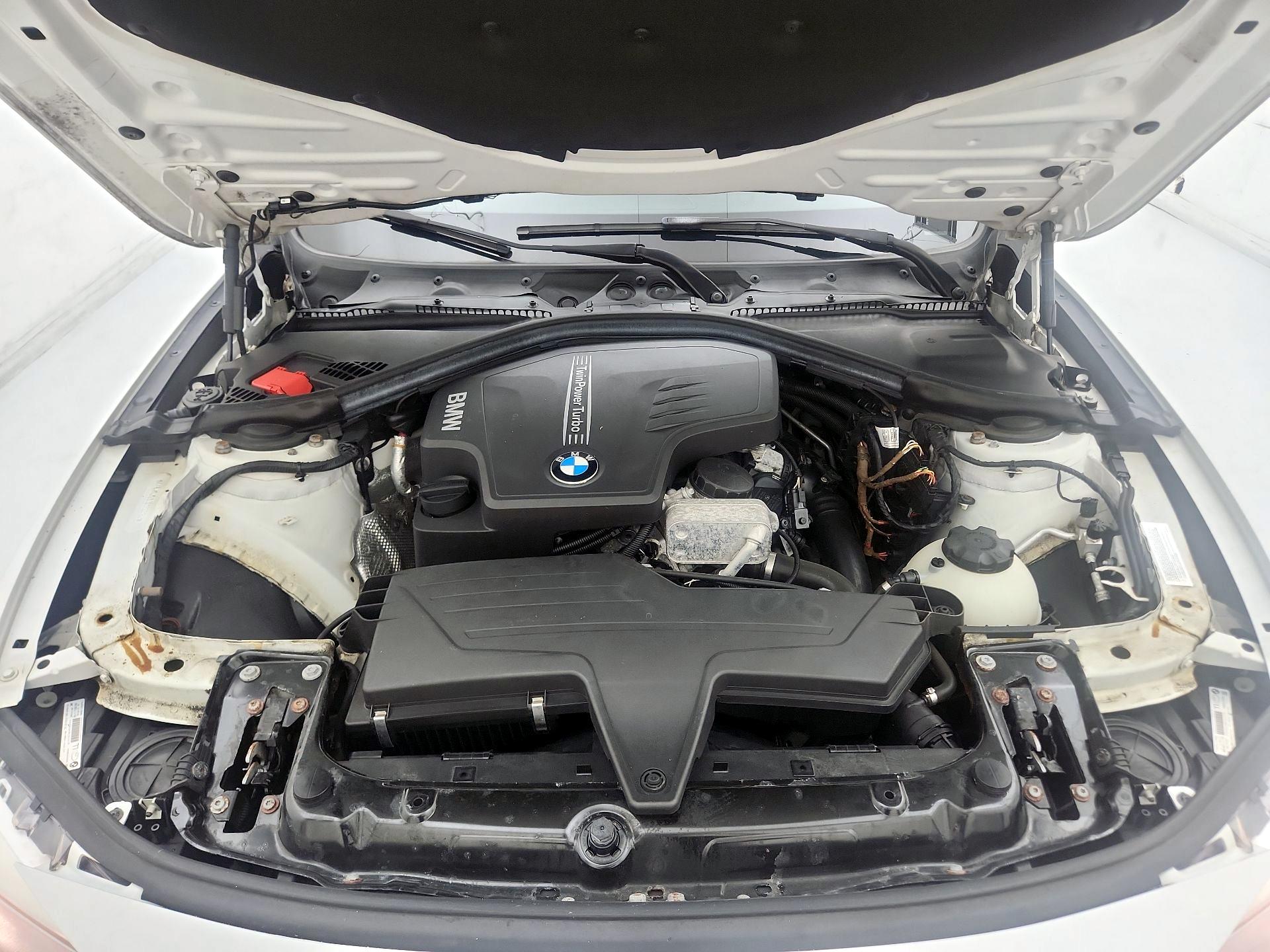 Thumbnail: 2014 BMW 3 Series - 20
