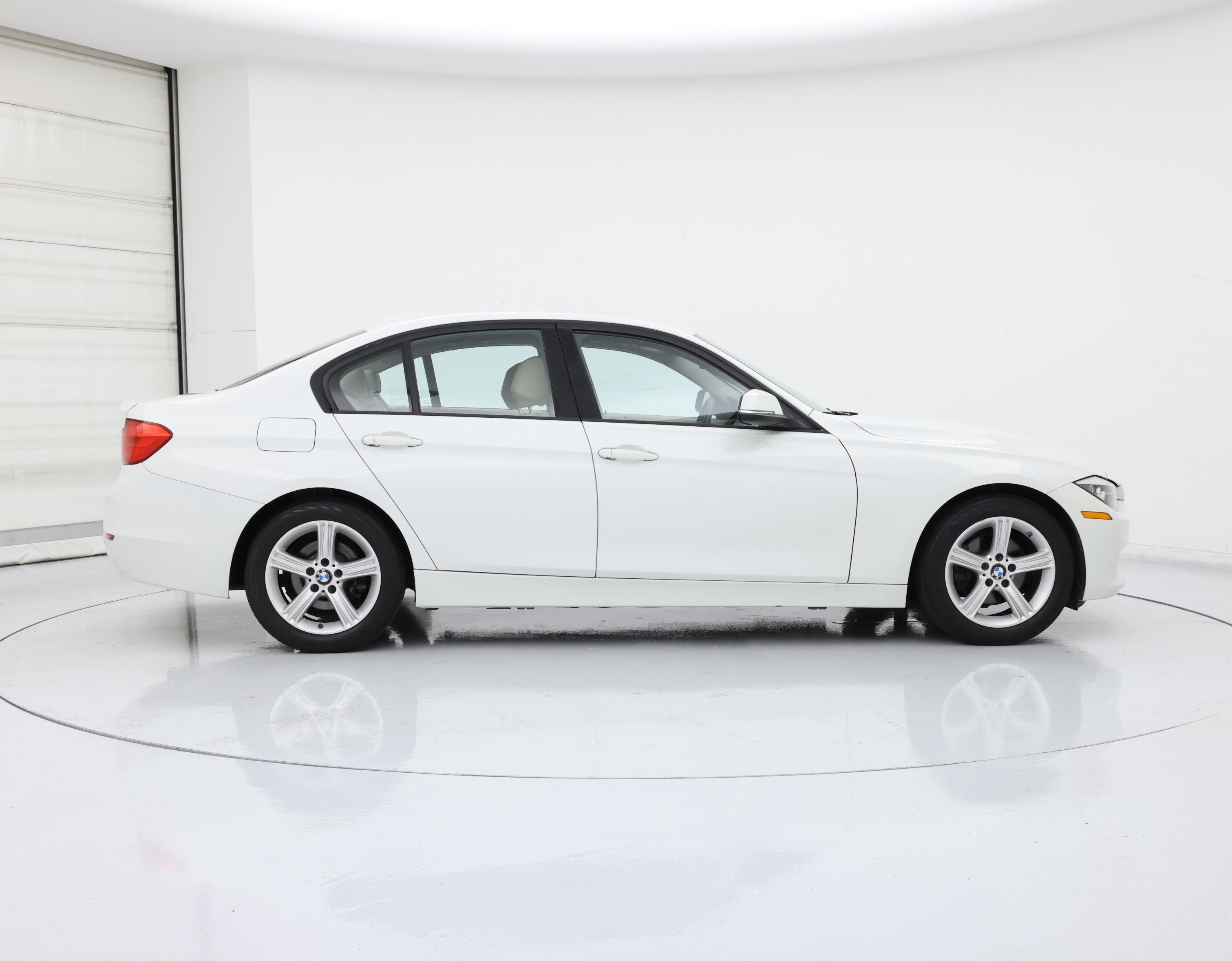 Thumbnail: 2014 BMW 3 Series - 7