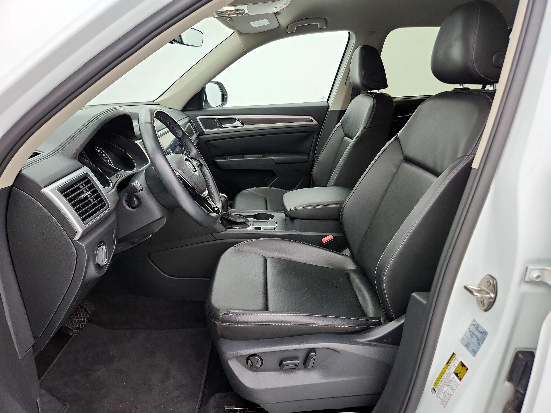 Thumbnail: 2018 Volkswagen Atlas - 11