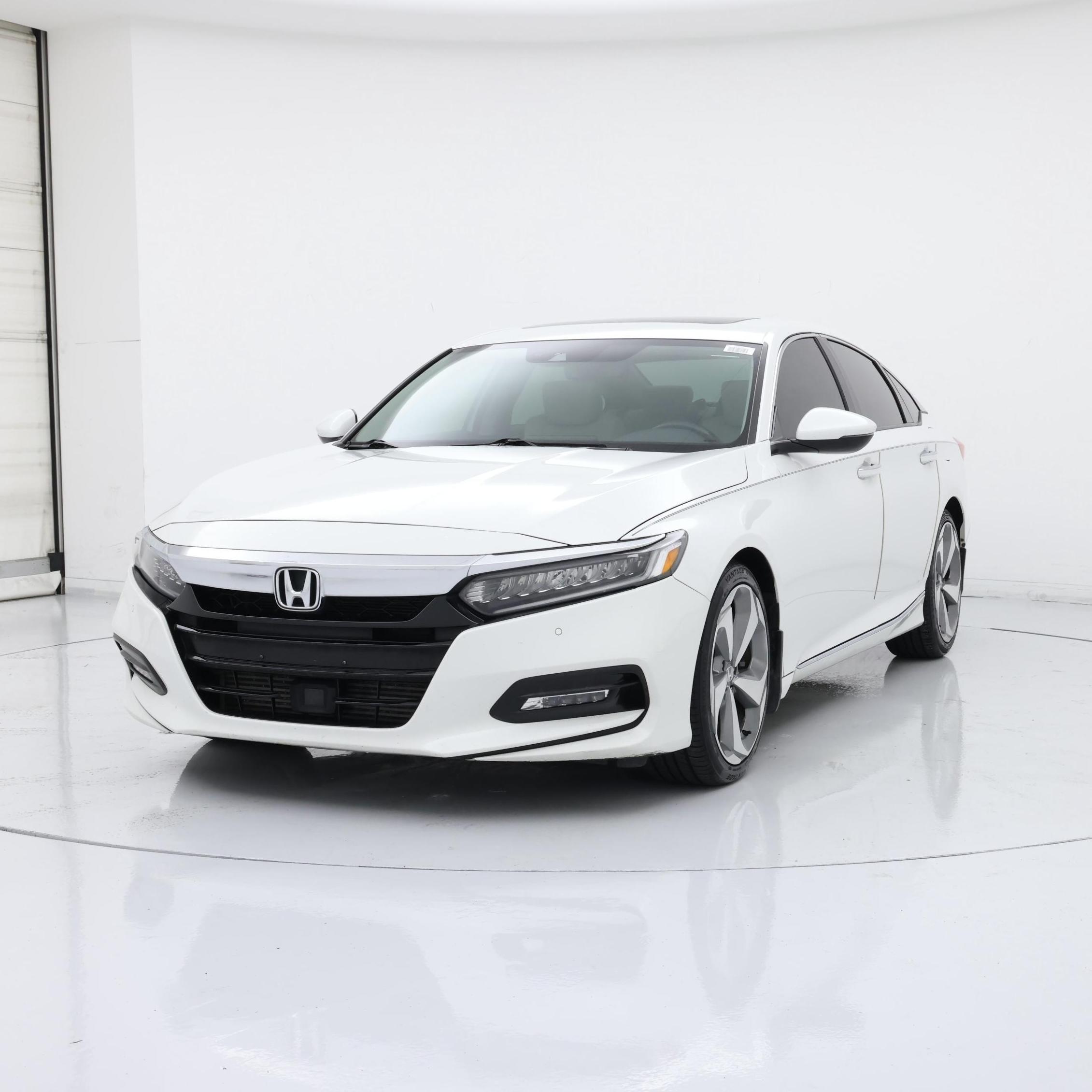 Thumbnail: 2018 Honda Accord - 4