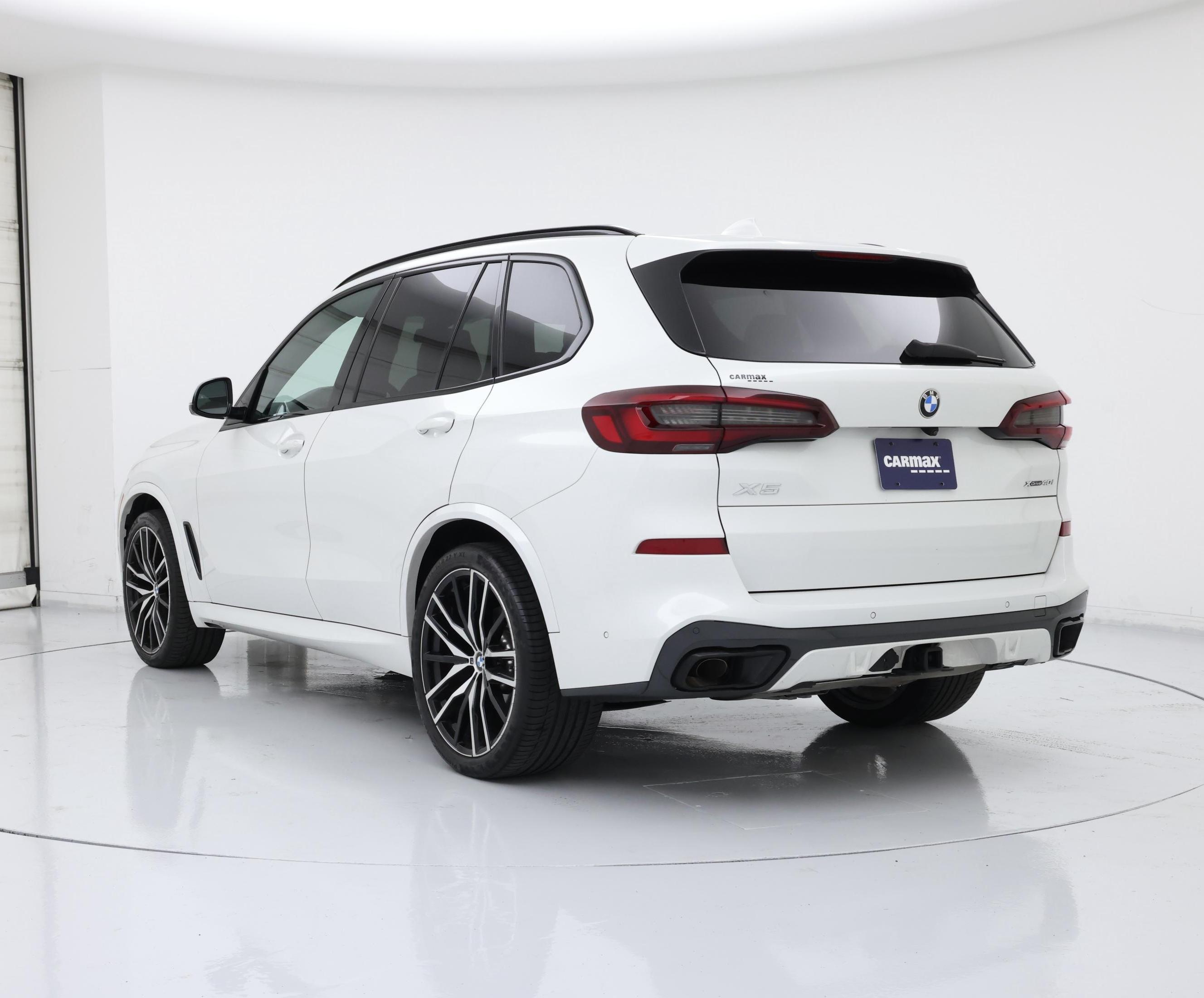 Thumbnail: 2022 BMW X5 - 2