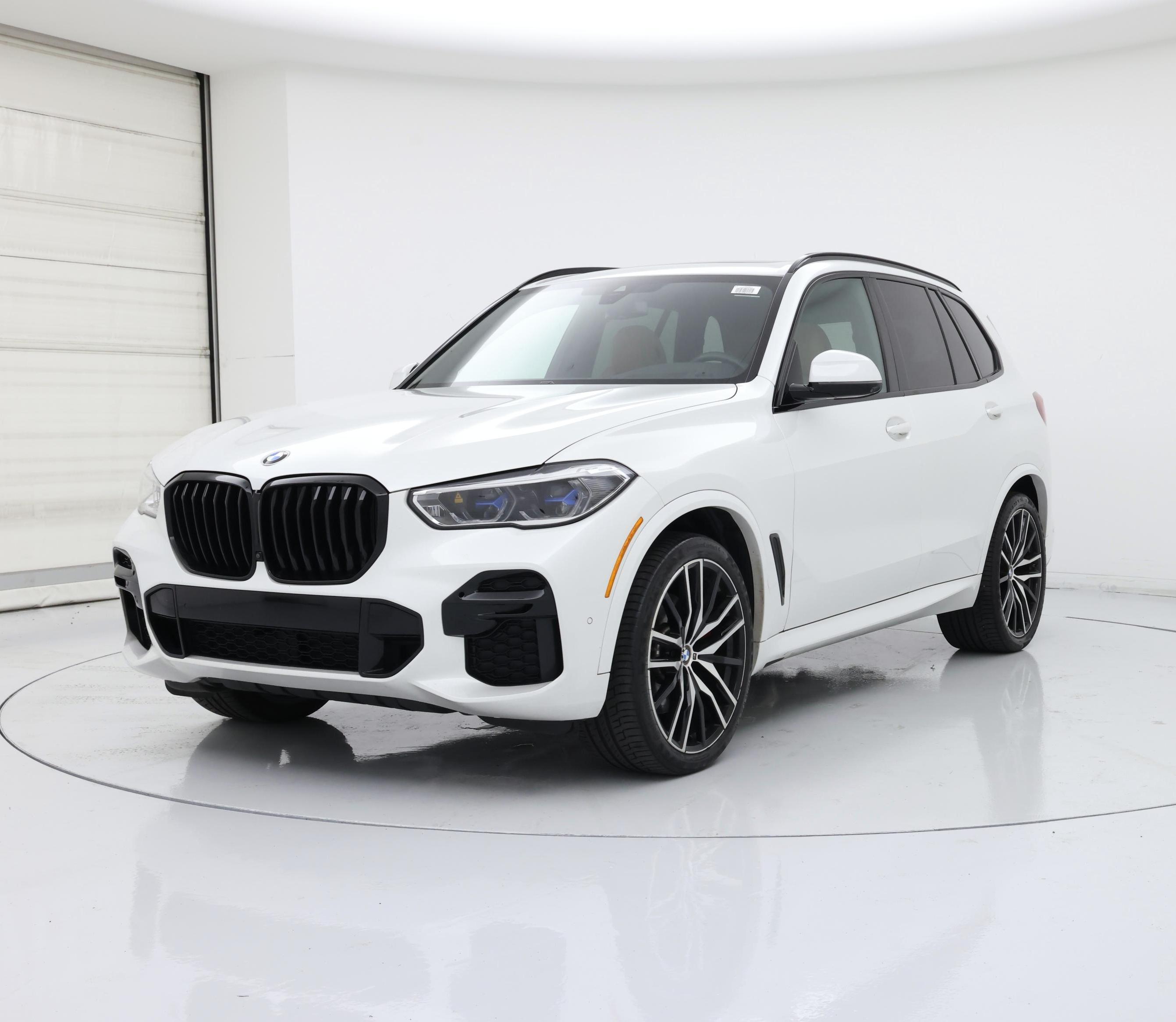 Thumbnail: 2022 BMW X5 - 4