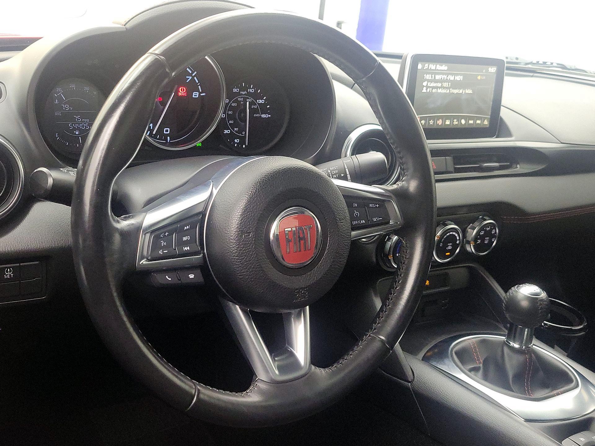 Thumbnail: 2020 Fiat 124 Spider - 10