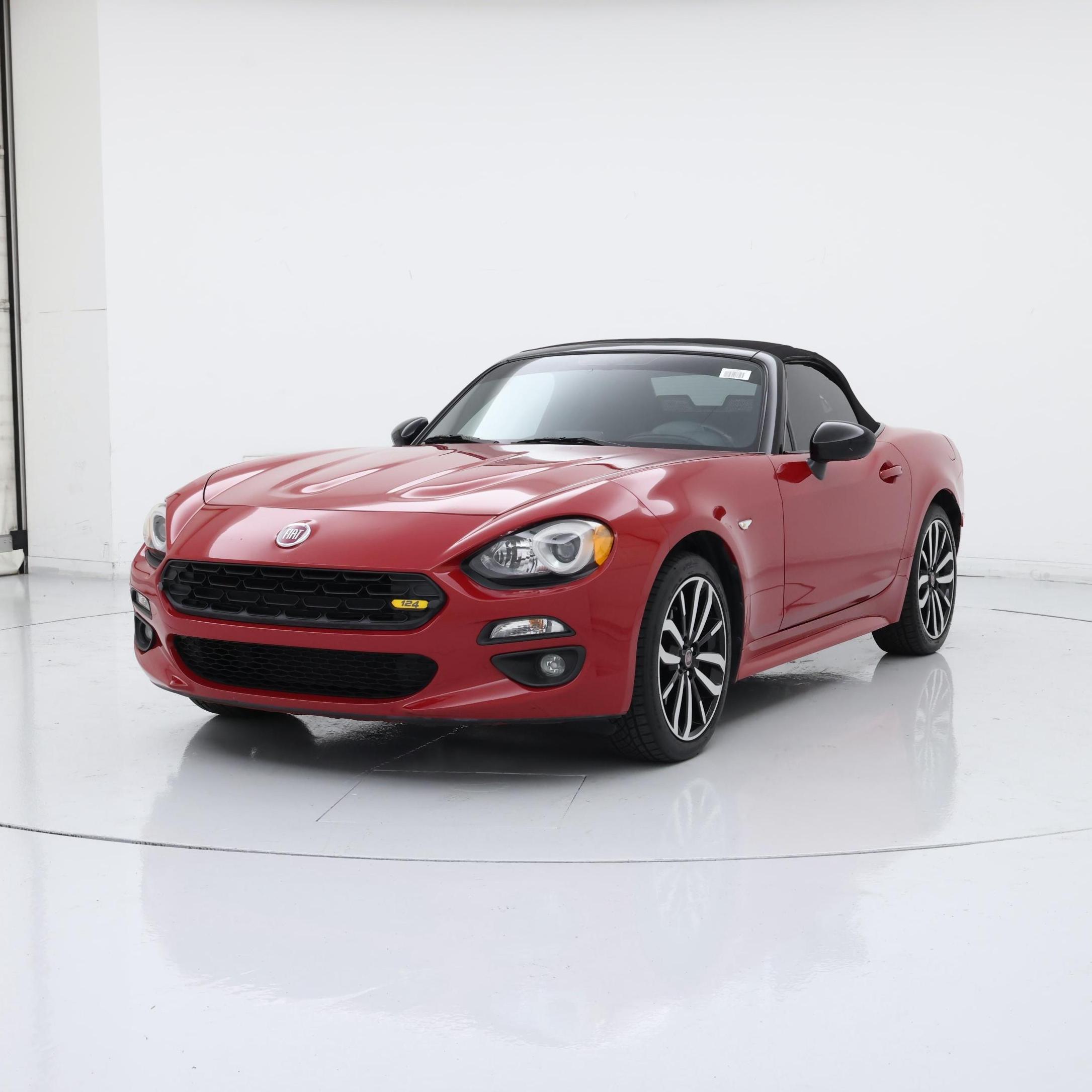Thumbnail: 2020 Fiat 124 Spider - 4