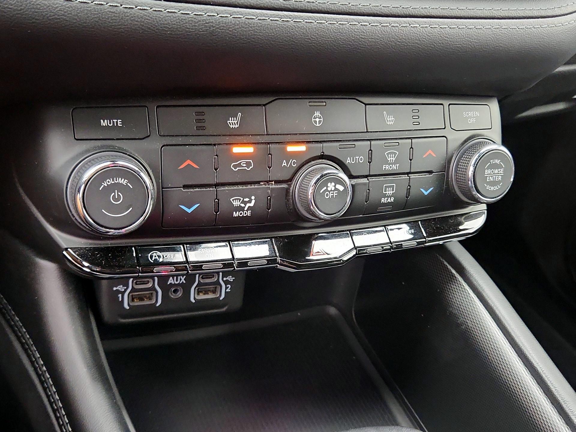 Thumbnail: 2021 Dodge Durango - 17